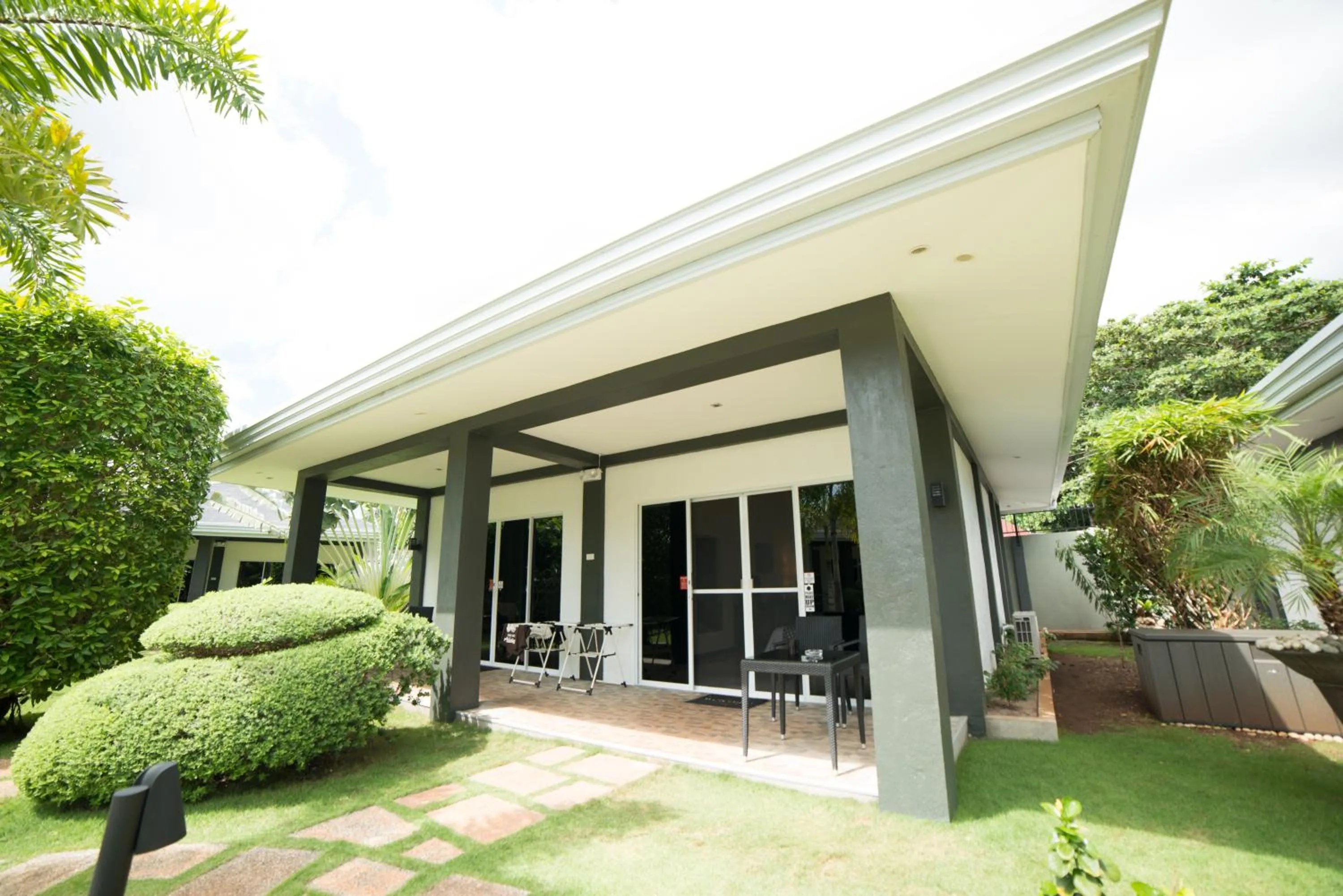 Facade/entrance in Alona Royal Palm Resort