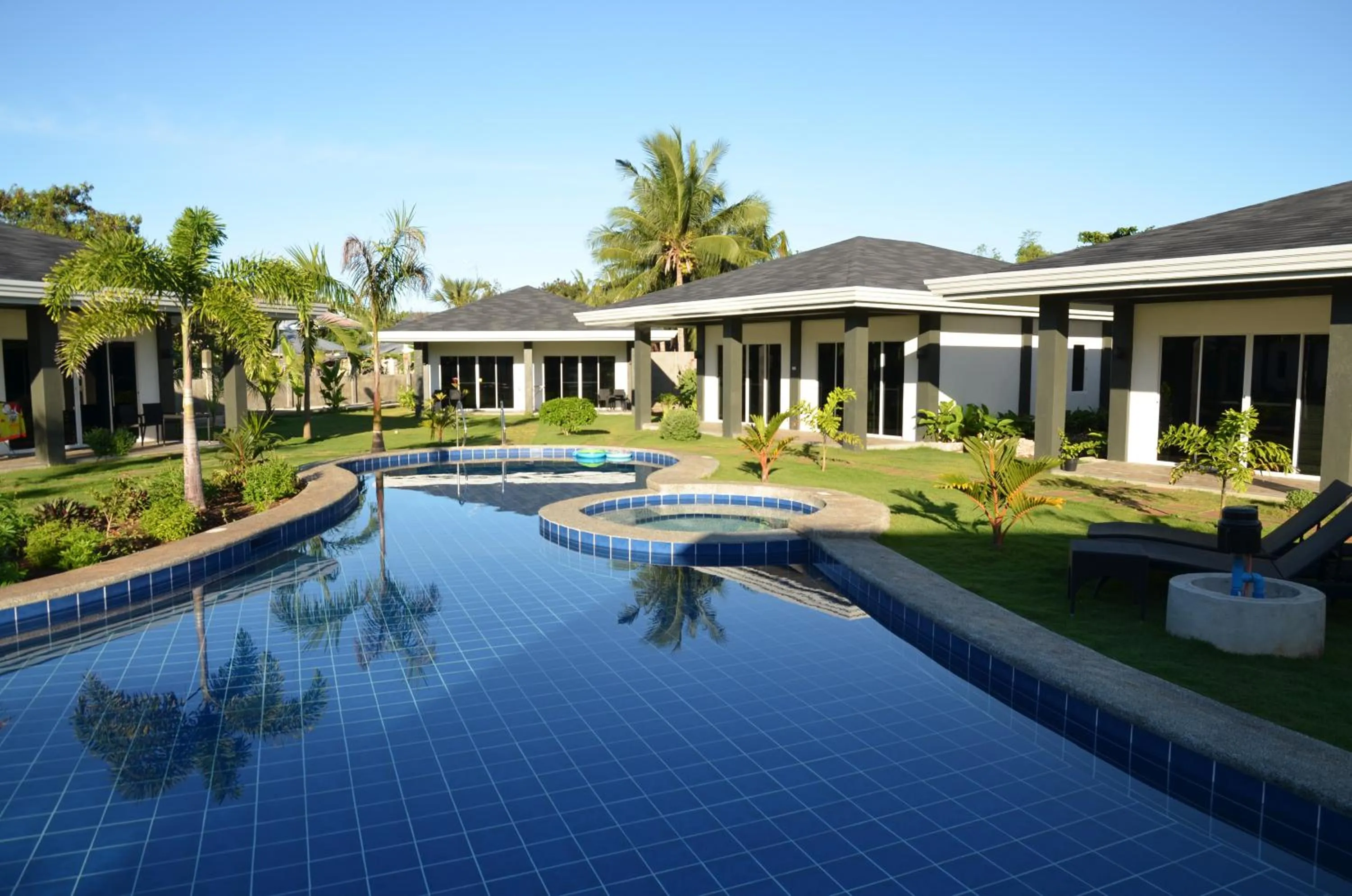 Property building in Alona Royal Palm Resort