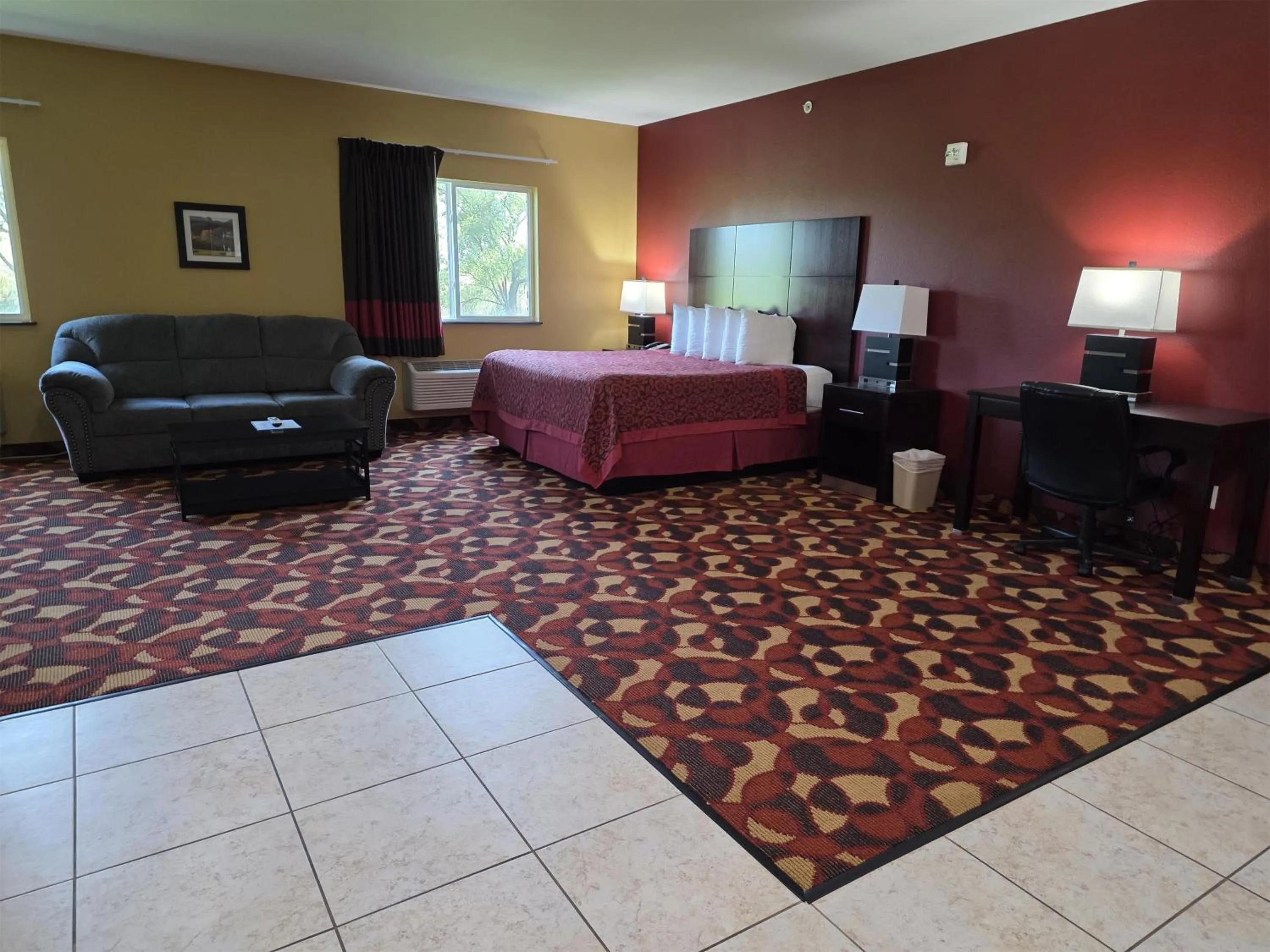 Bedroom in SureStay Studio By Best Western El Dorado