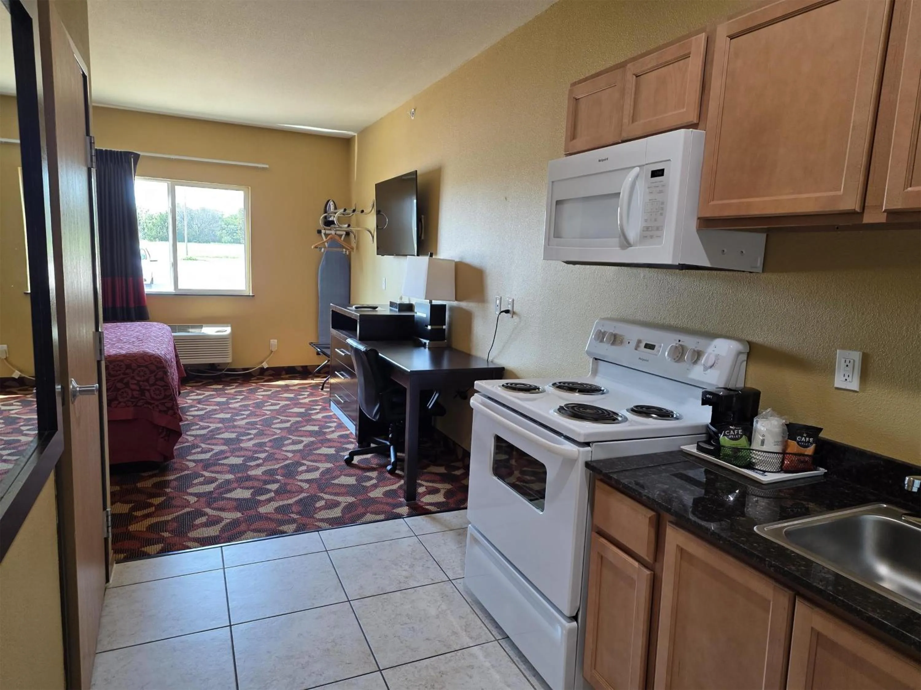 Bedroom in SureStay Studio By Best Western El Dorado