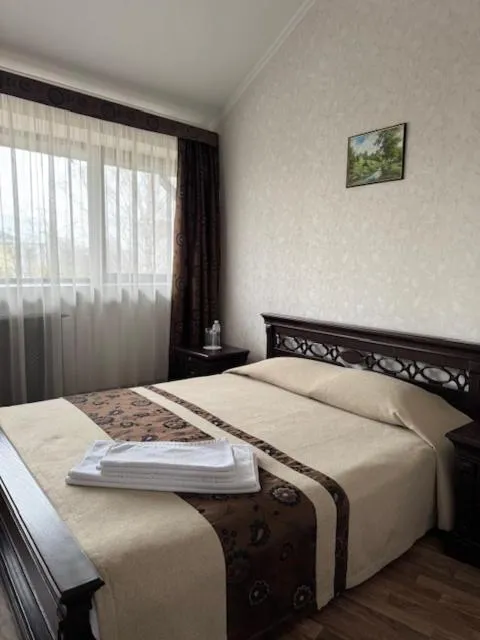 Bed in Charivna Taistra