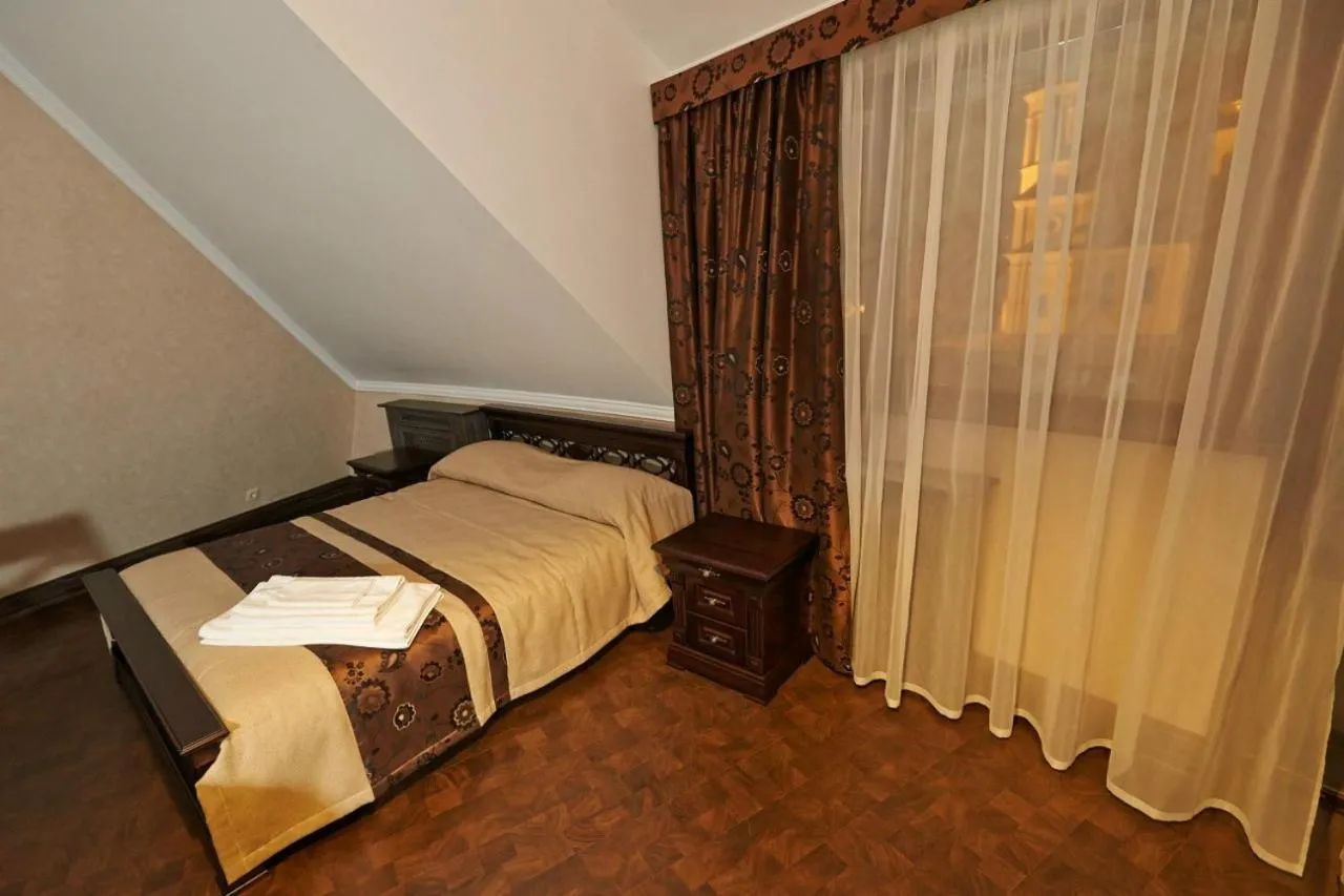 Bed in Charivna Taistra