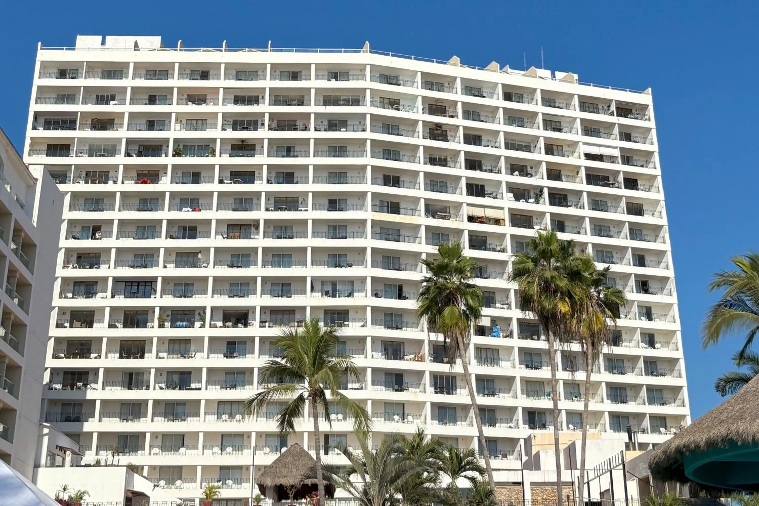 LXHotel Condomar
