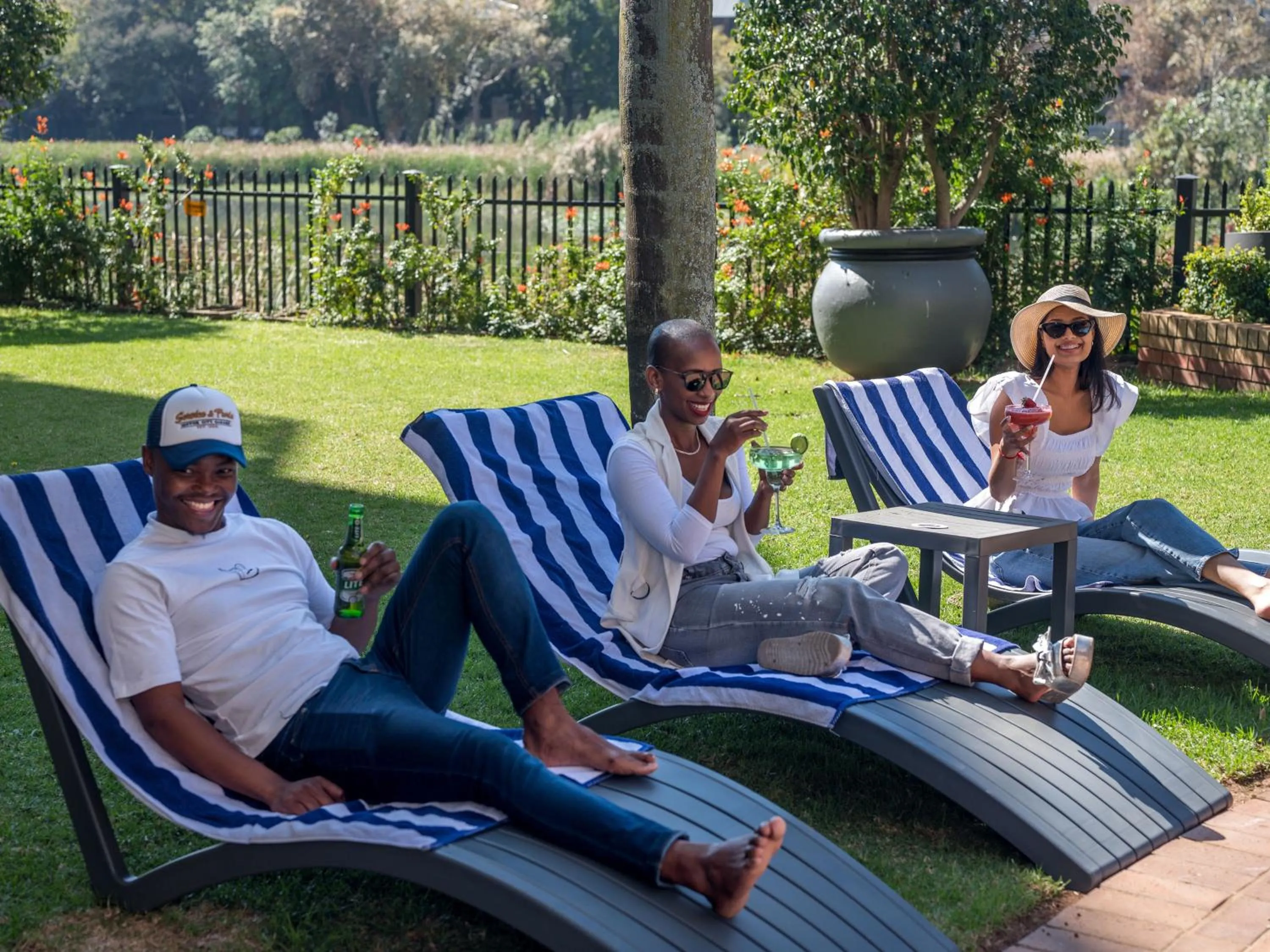 Swimming pool in ANEW Hotel Centurion Pretoria