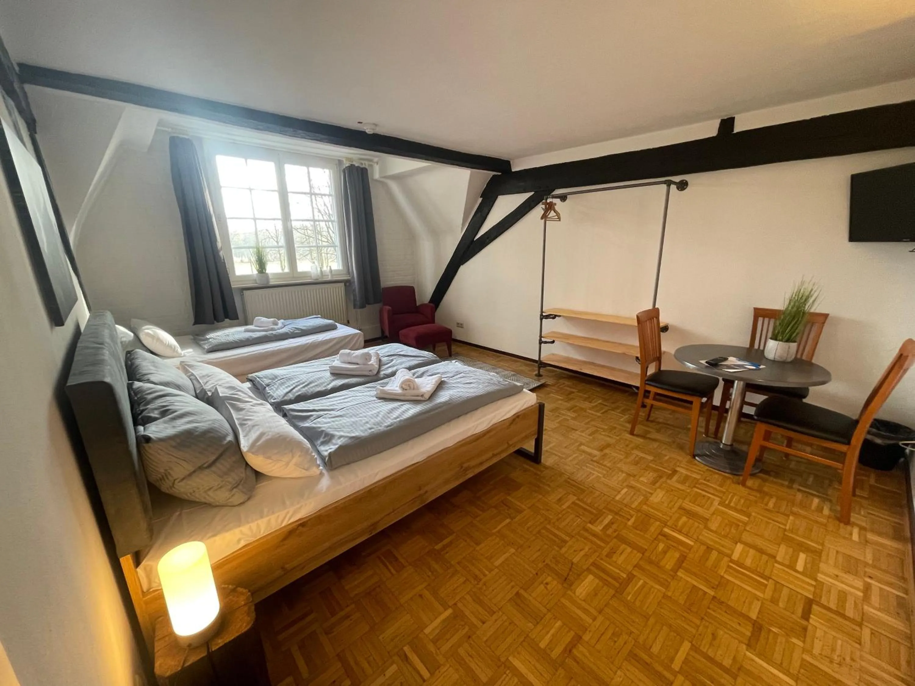 Photo of the whole room, Bed in Hotel Schloss Walbeck