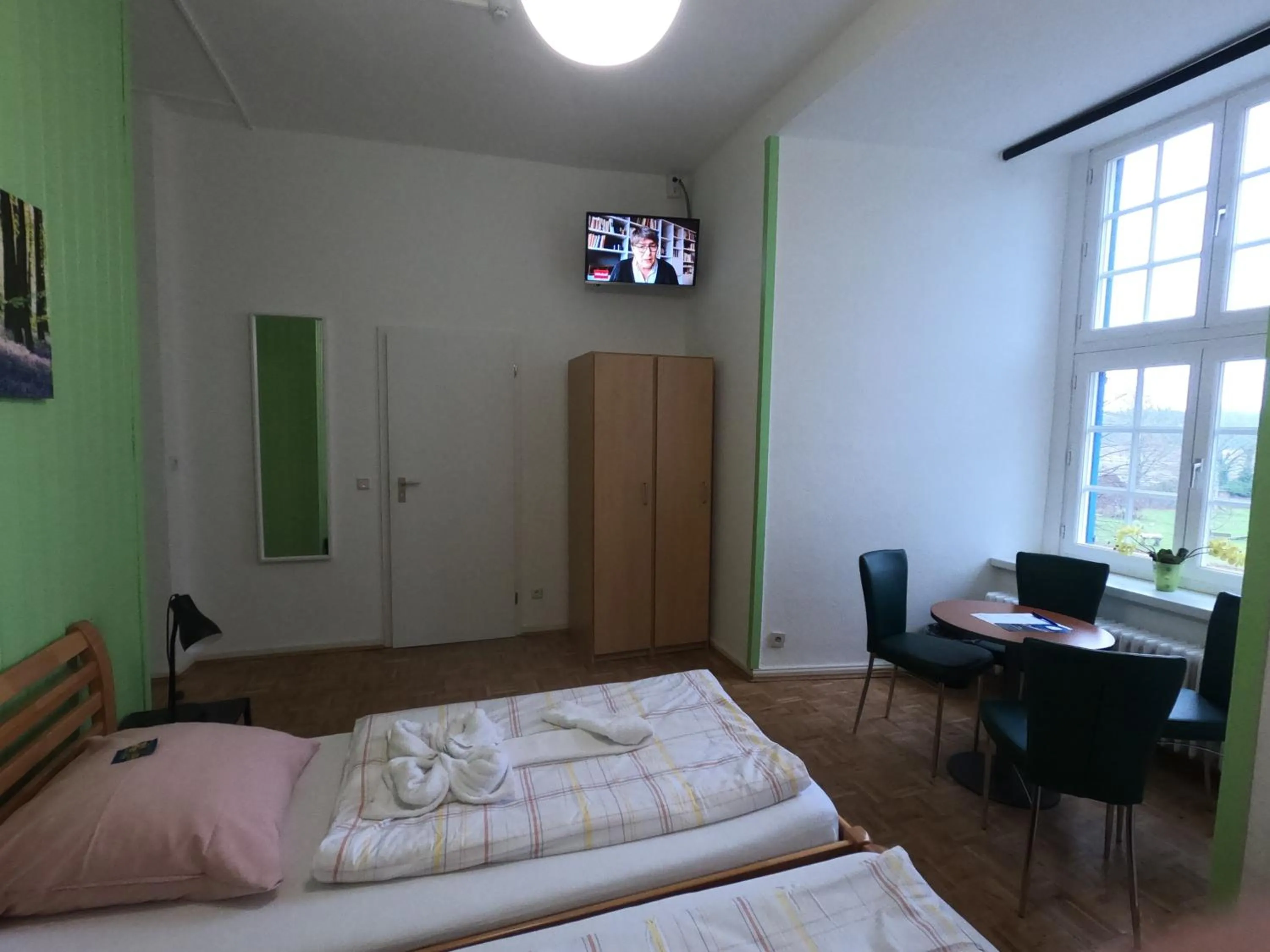 Photo of the whole room, Bed in Hotel Schloss Walbeck