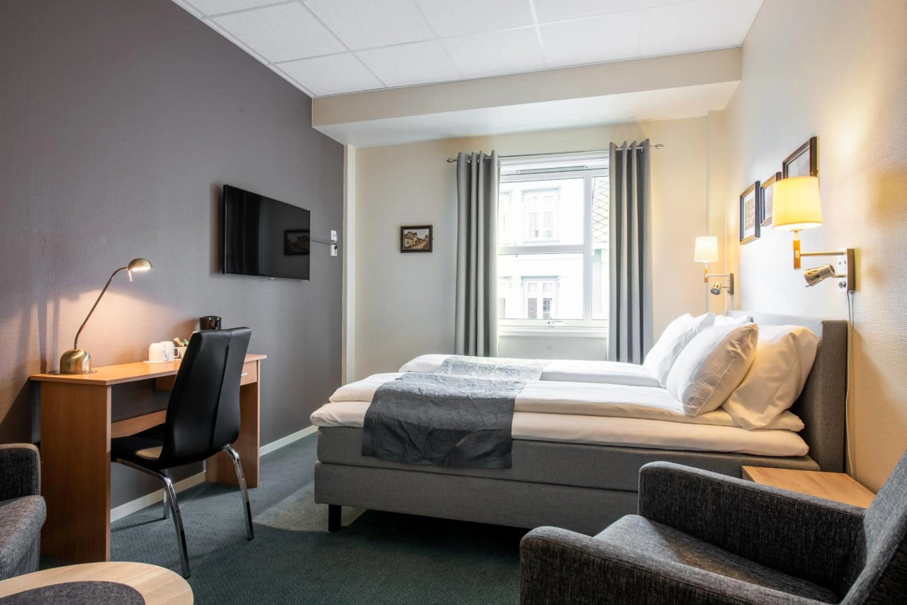 Bedroom, Bed in Sure Hotel by Best Western Ole Tobias