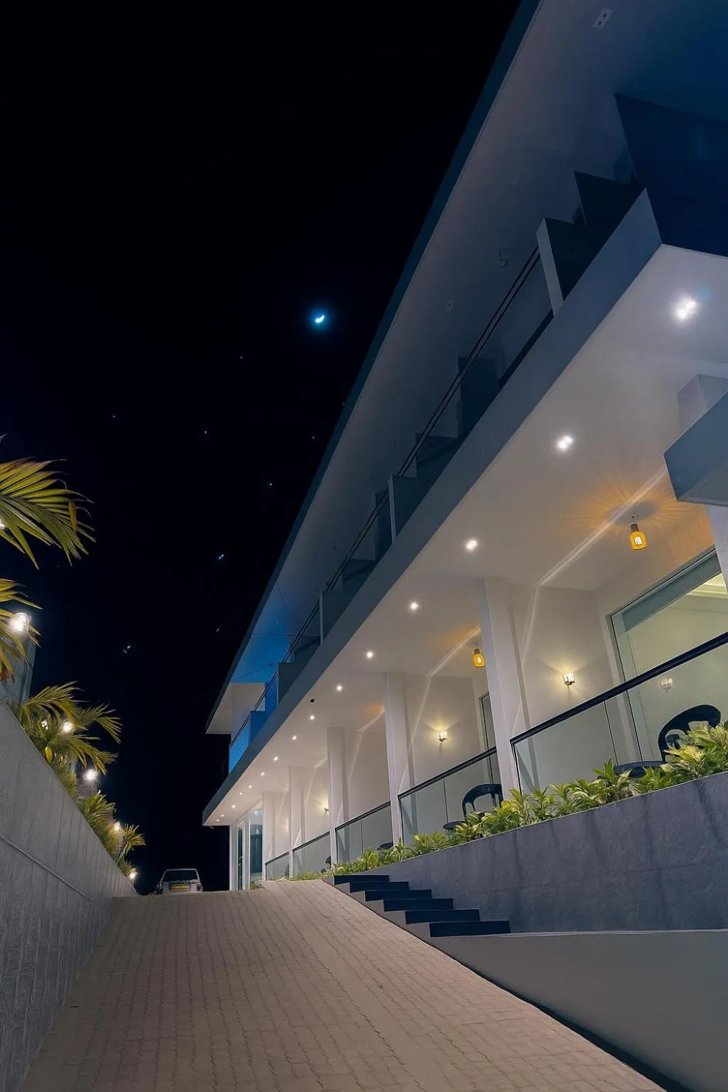 Property building in Heaven Breeze Hotel Ella