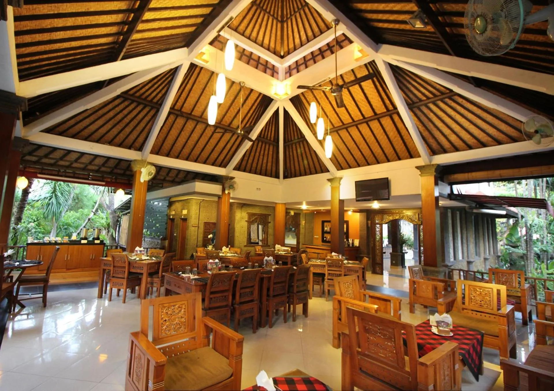 Restaurant/places to eat in Jepun Bali Hotel