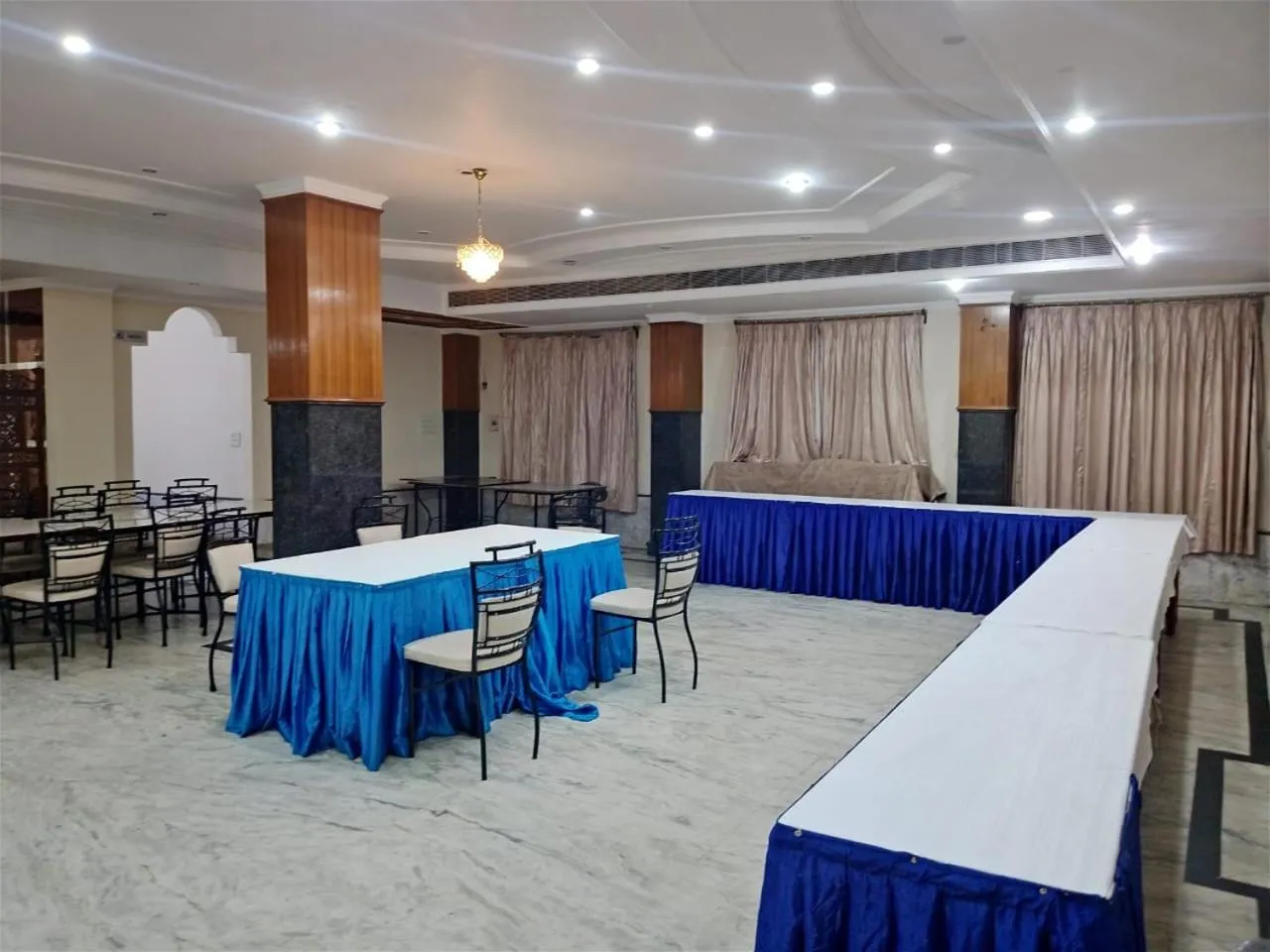 Banquet/Function facilities in Hotel Priya Palace