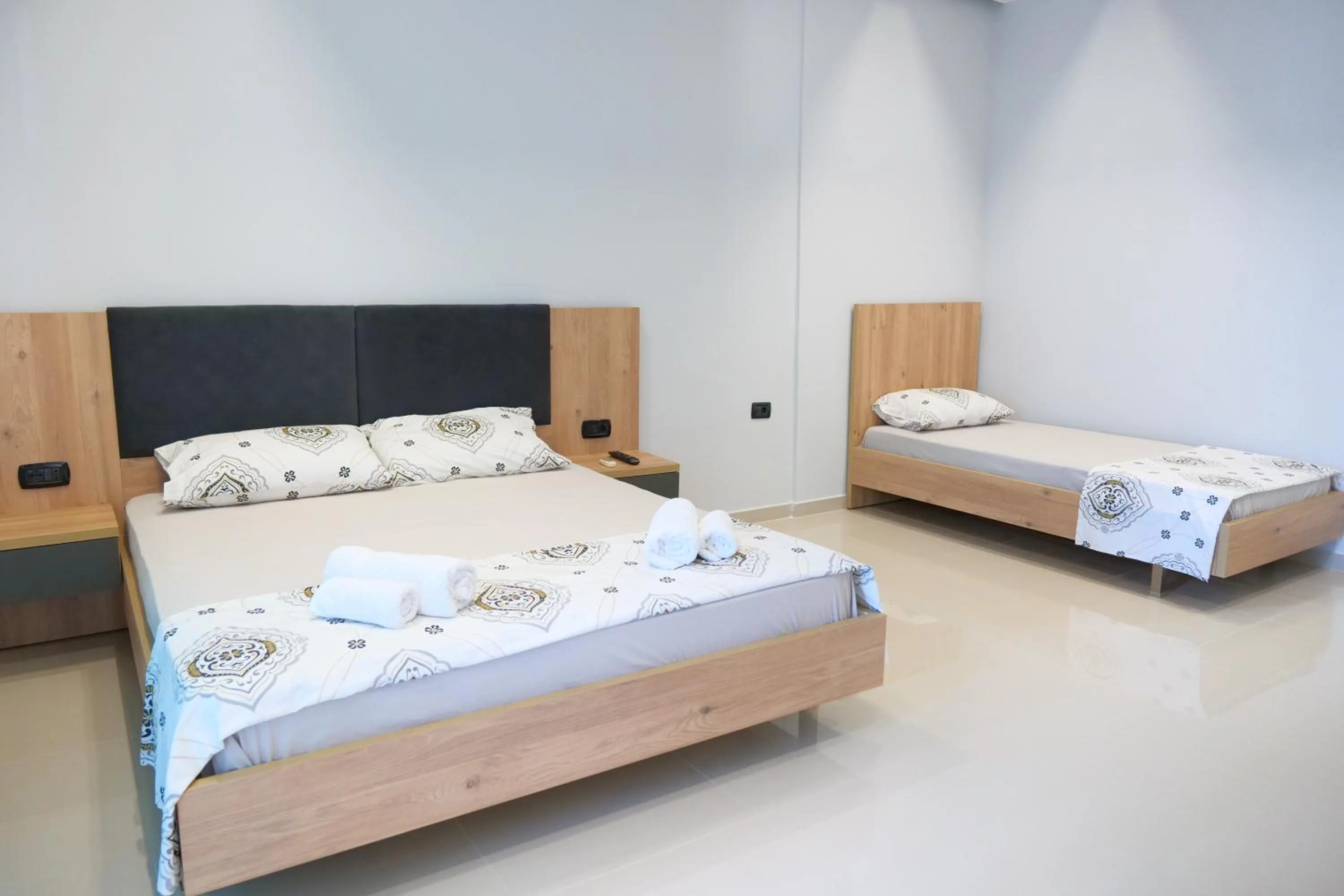 Photo of the whole room, Bed in Hotel Edola