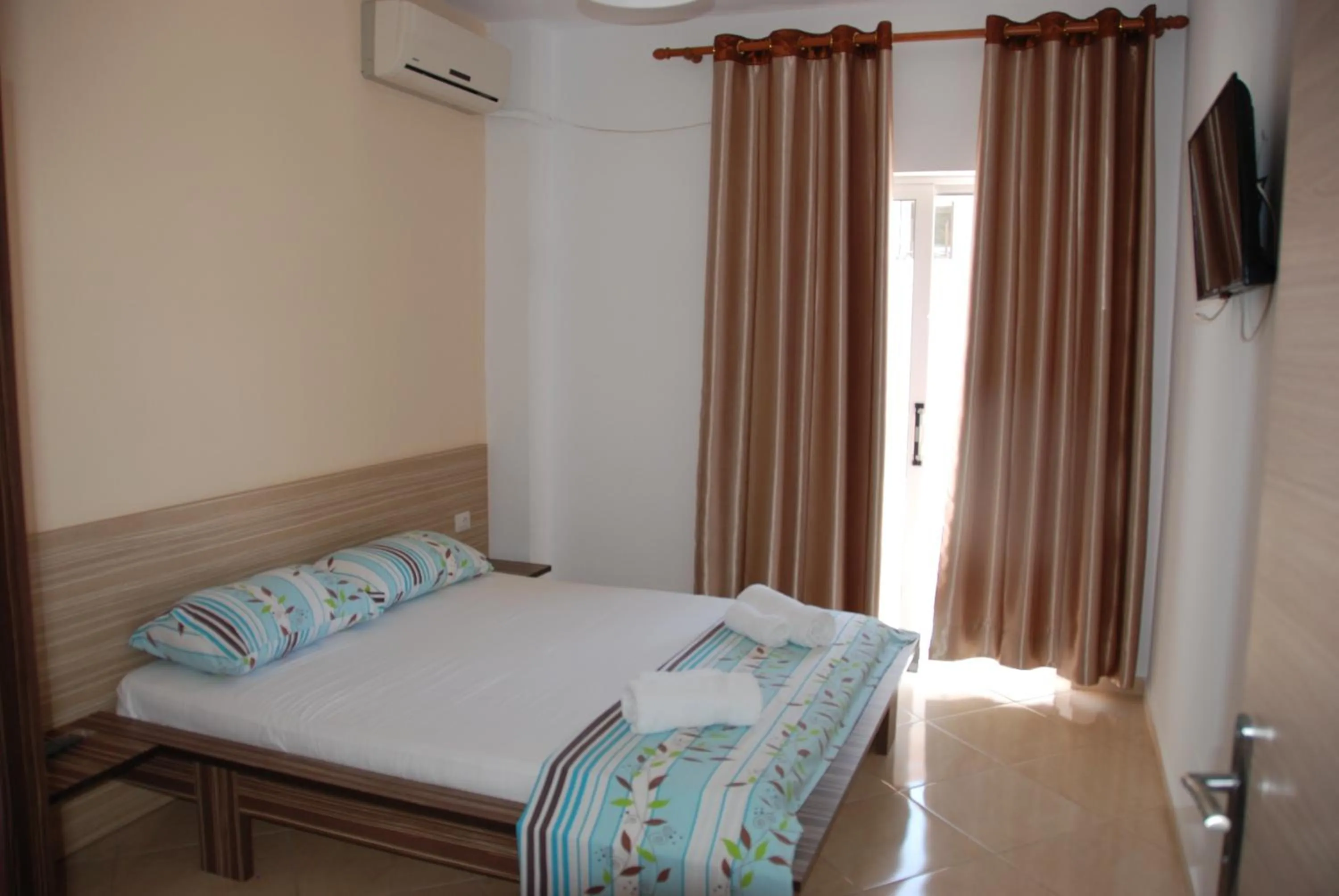 Bedroom, Bed in Hotel Edola