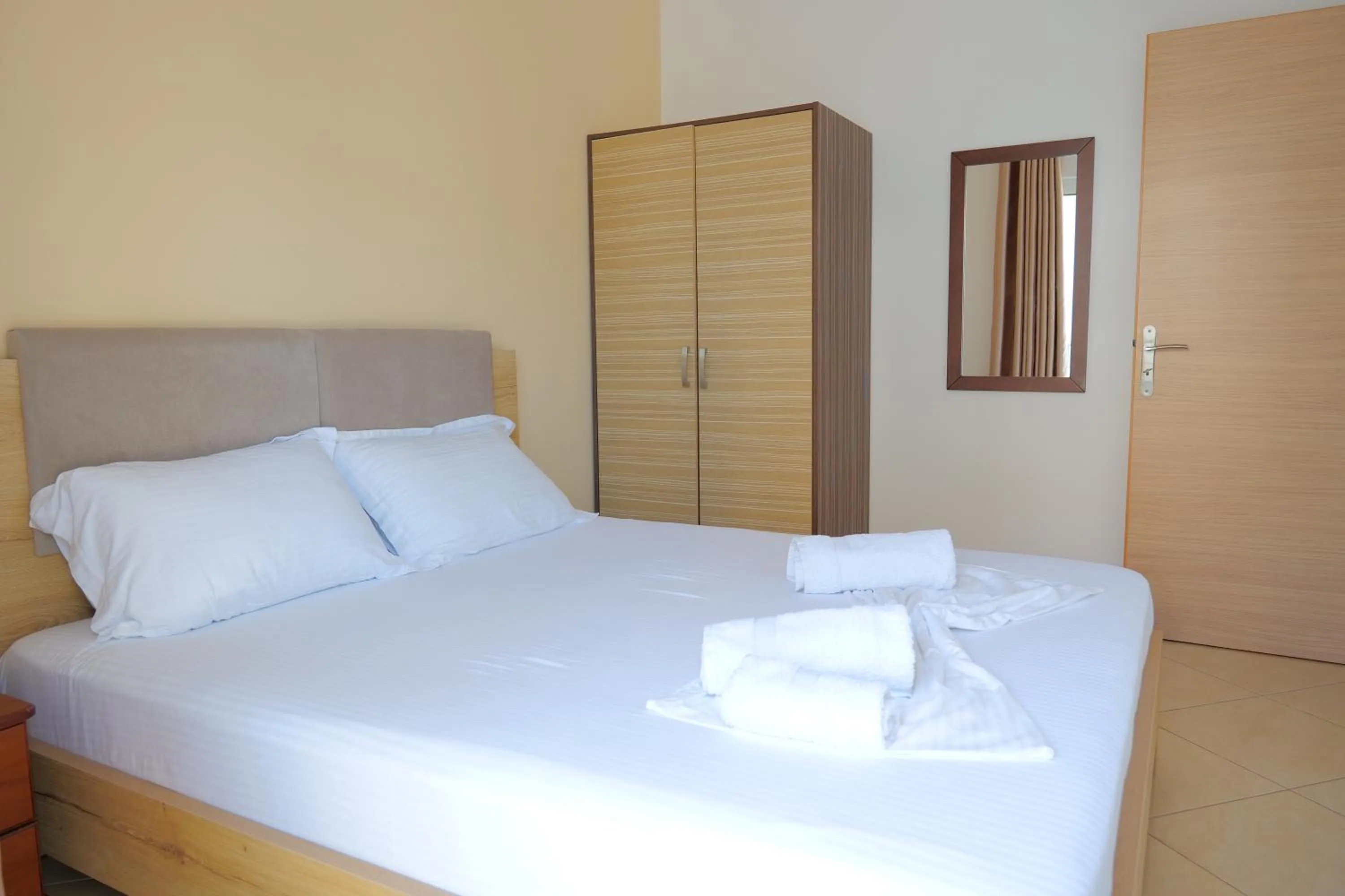 Bedroom, Bed in Hotel Edola