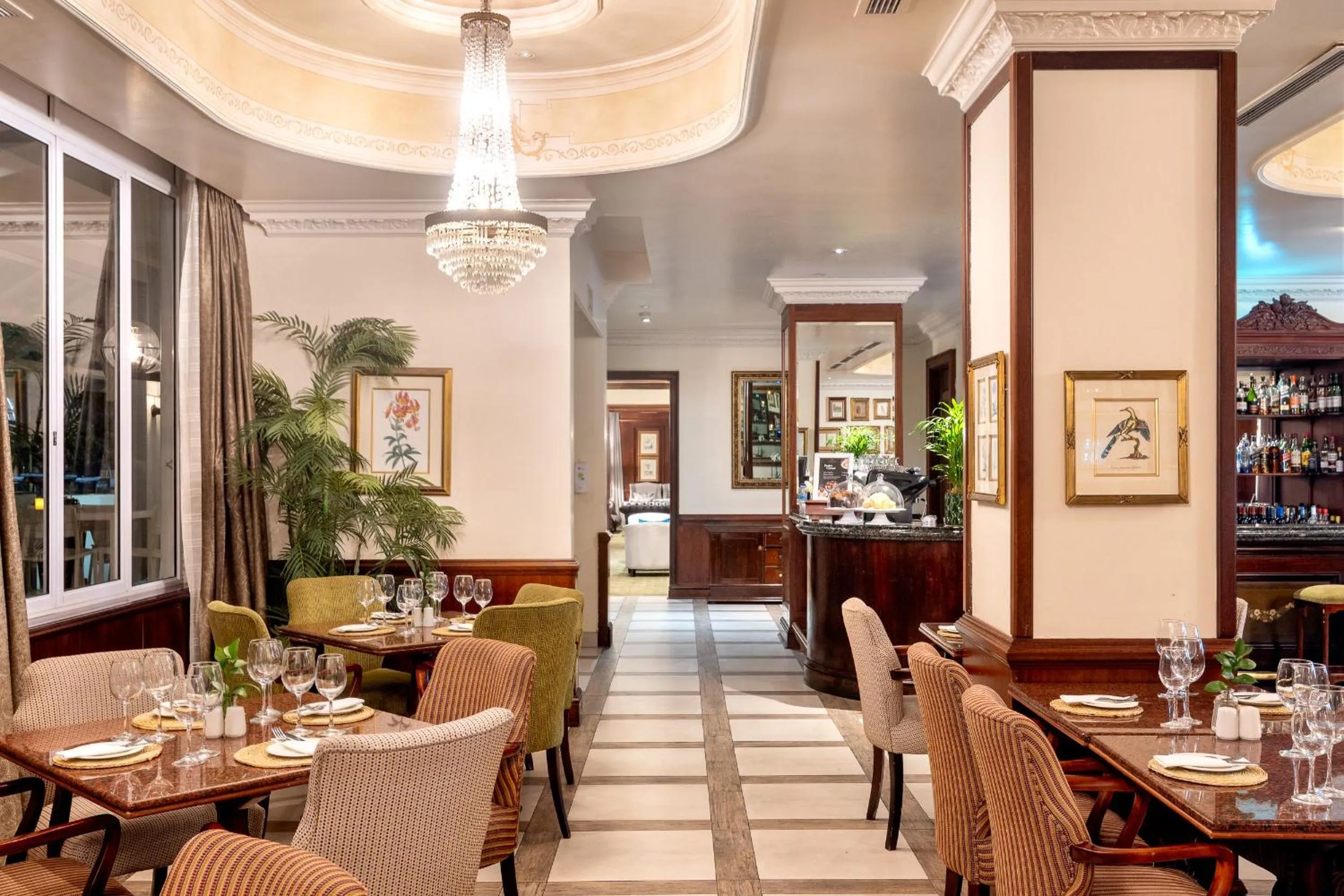 Restaurant/places to eat in The Edward