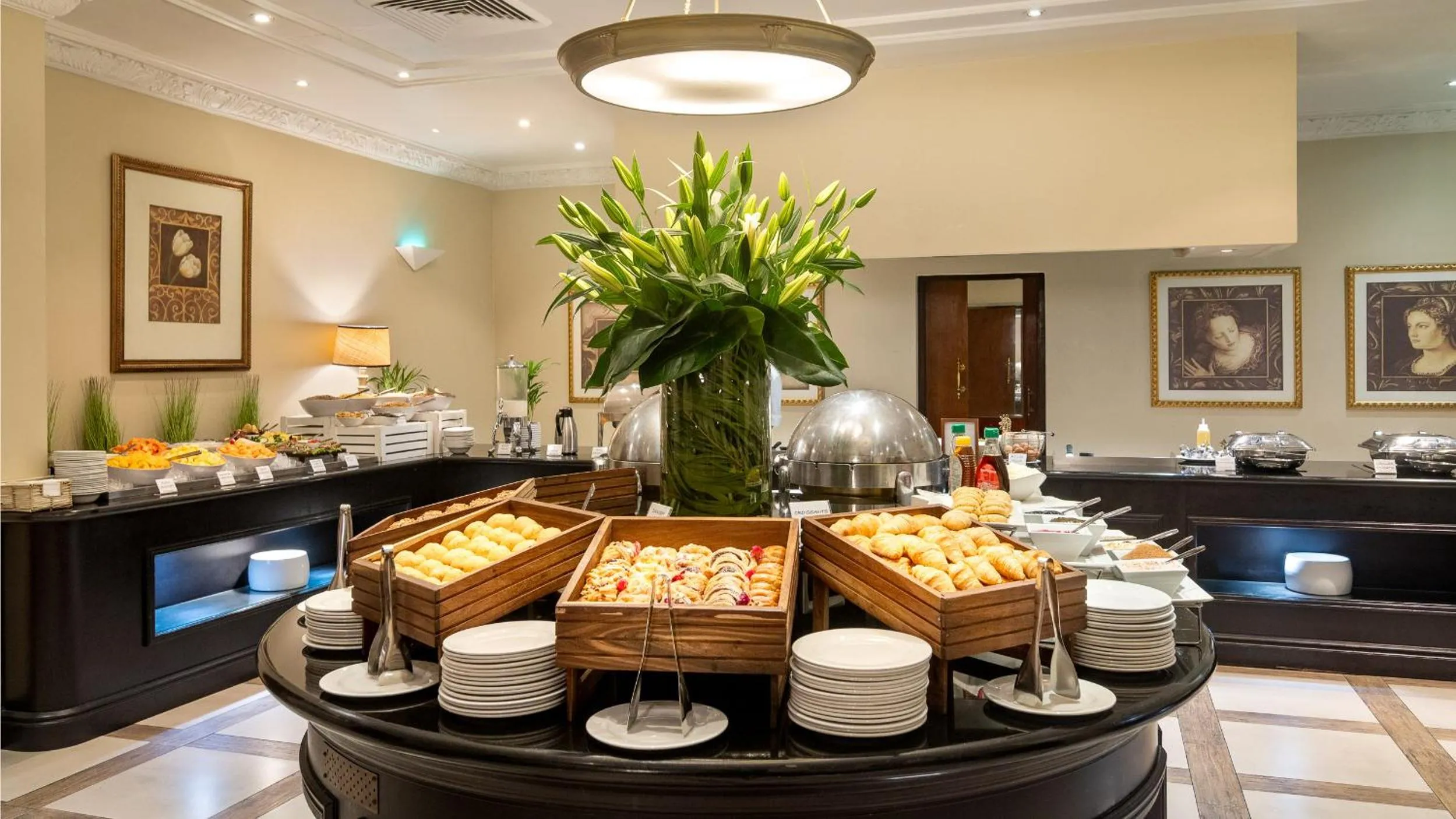 Buffet breakfast in The Edward