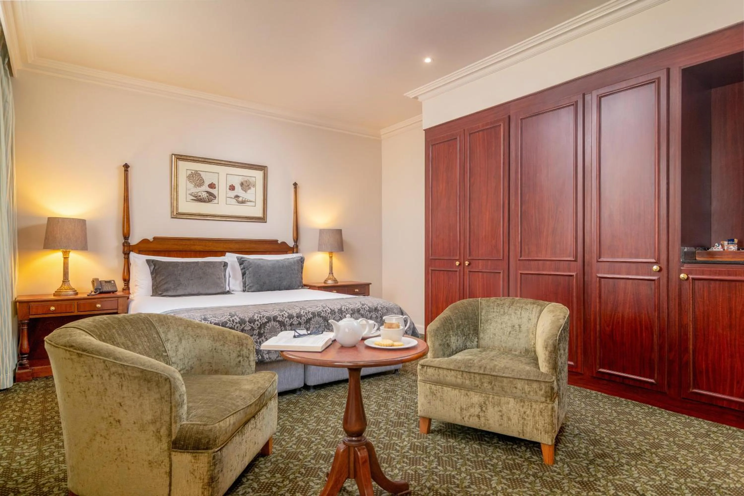 Bedroom, Bed in The Edward