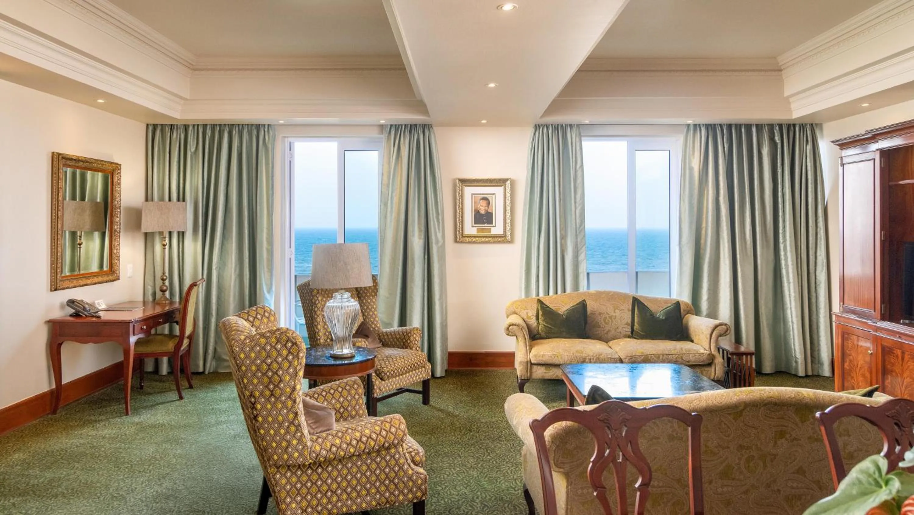 Photo of the whole room in The Edward