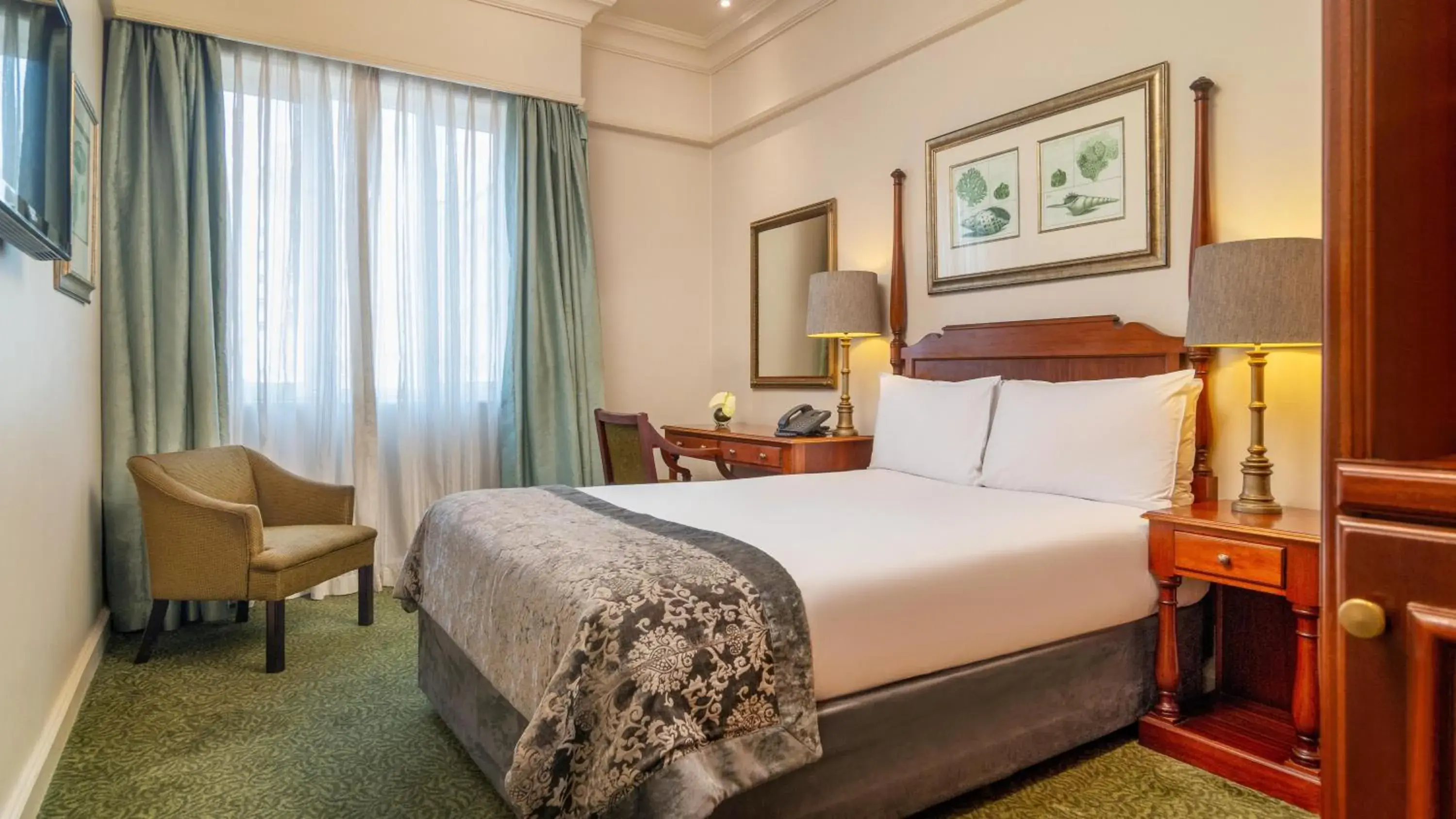 Bedroom, Bed in The Edward Bedroom, Bed in The Edward