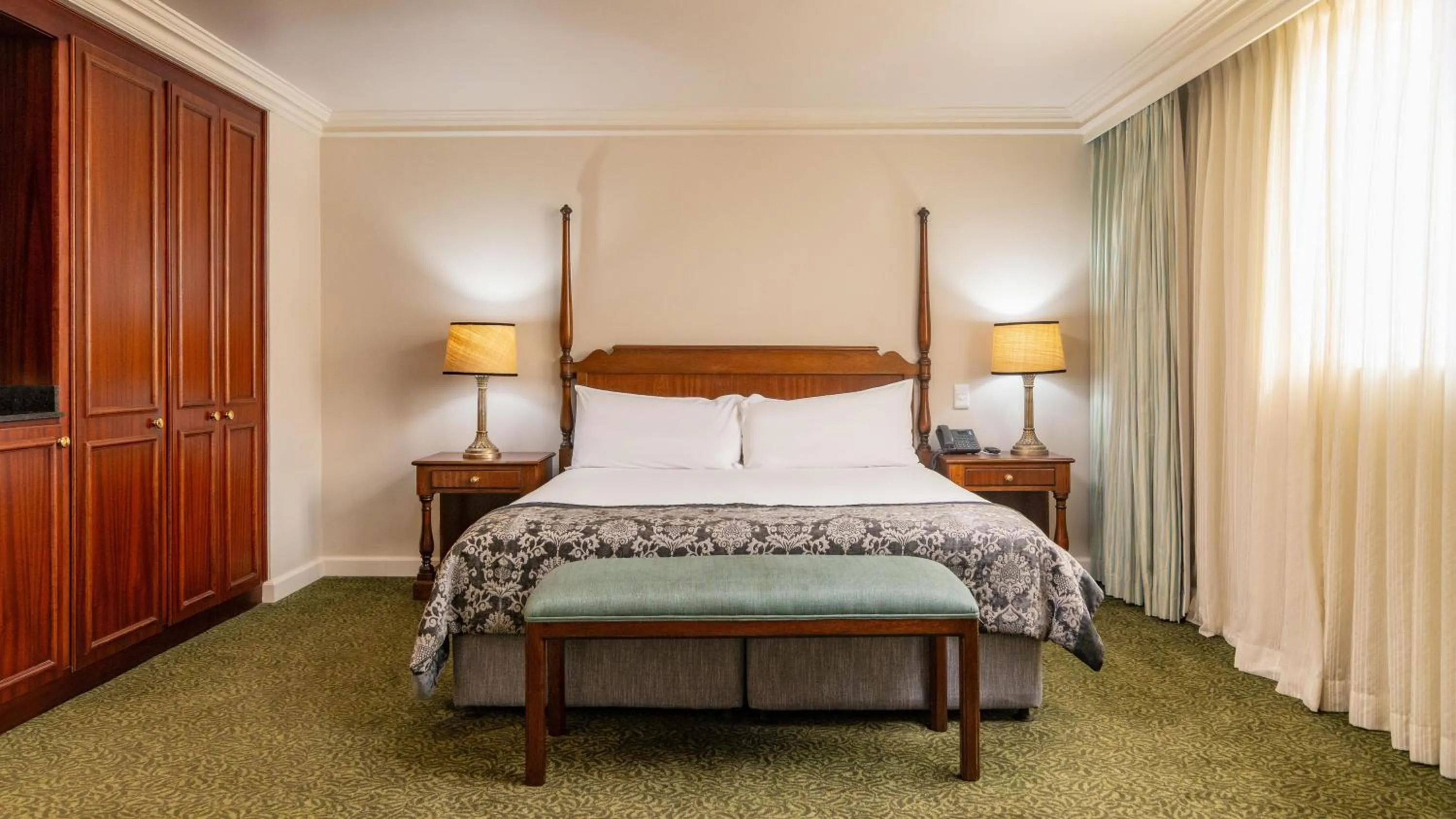 Bedroom, Bed in The Edward