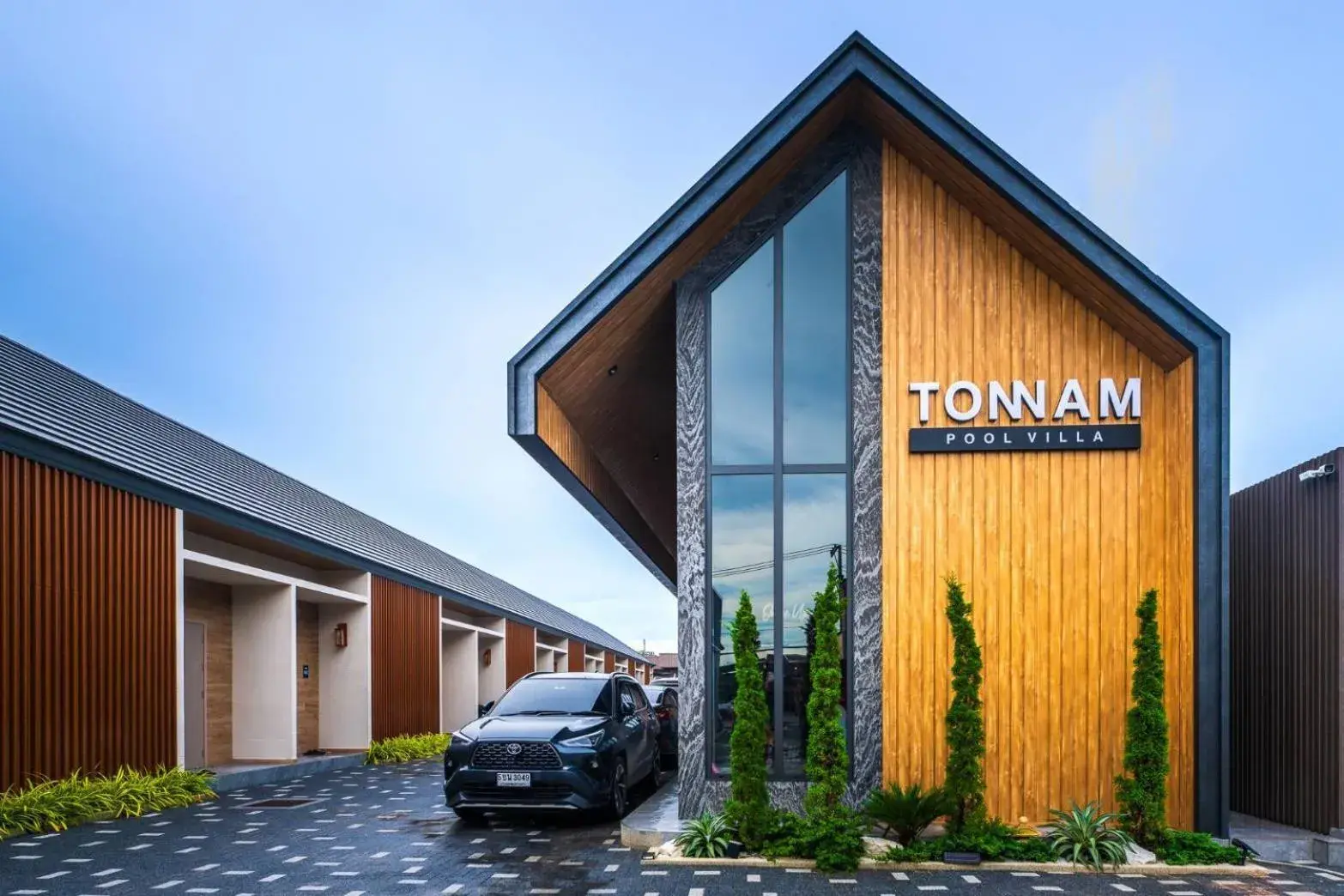 Tonnam pool villa Tonnam pool villa