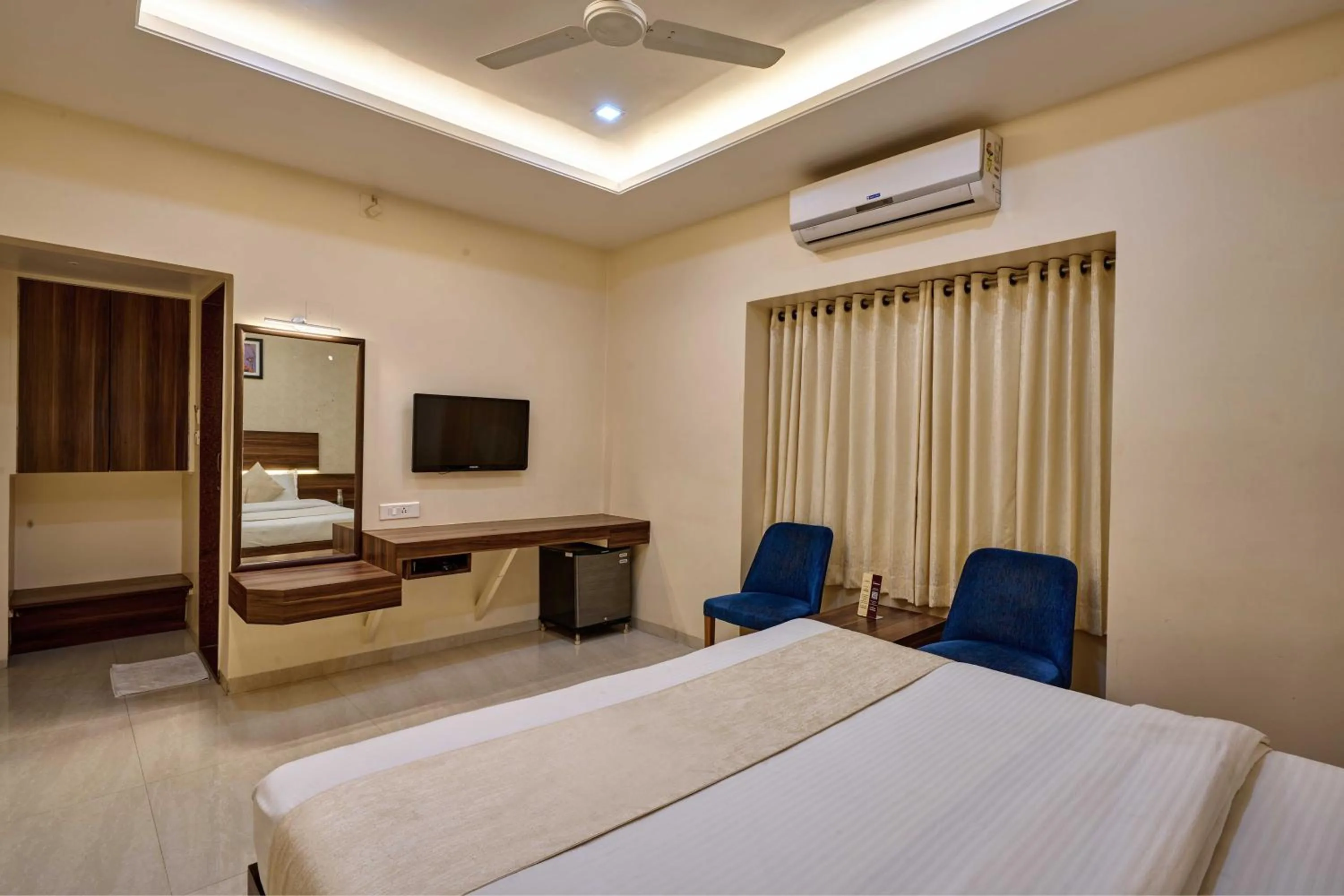 Bed in Hotel Rajpurush