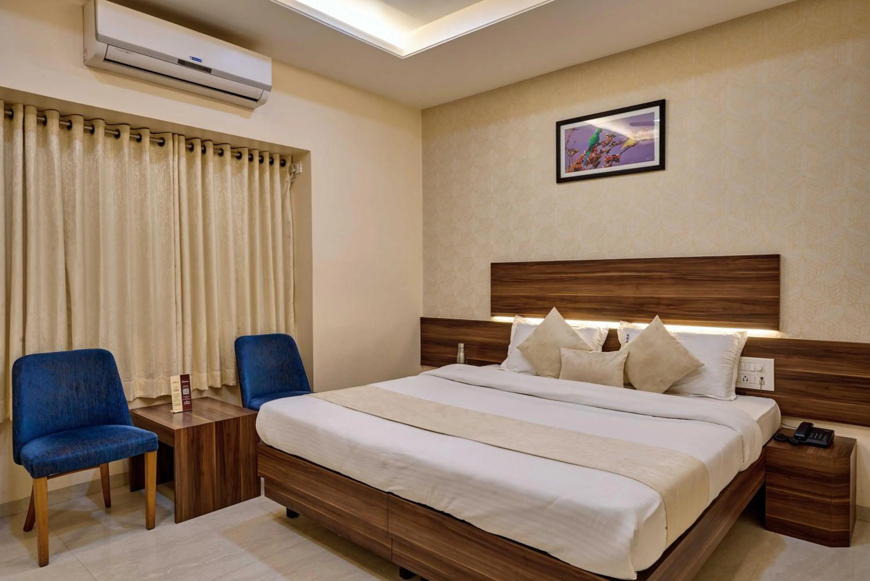 Bed in Hotel Rajpurush