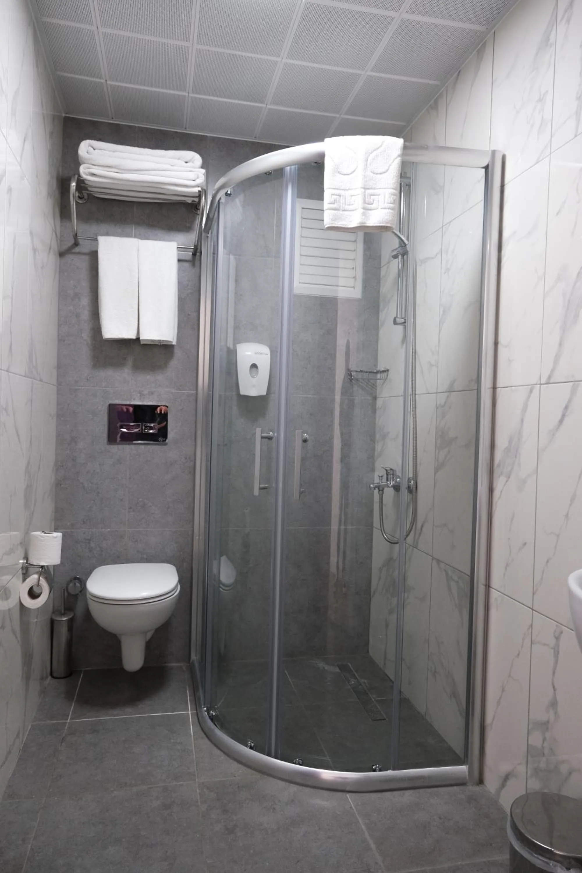 Bathroom in Nun Hotel