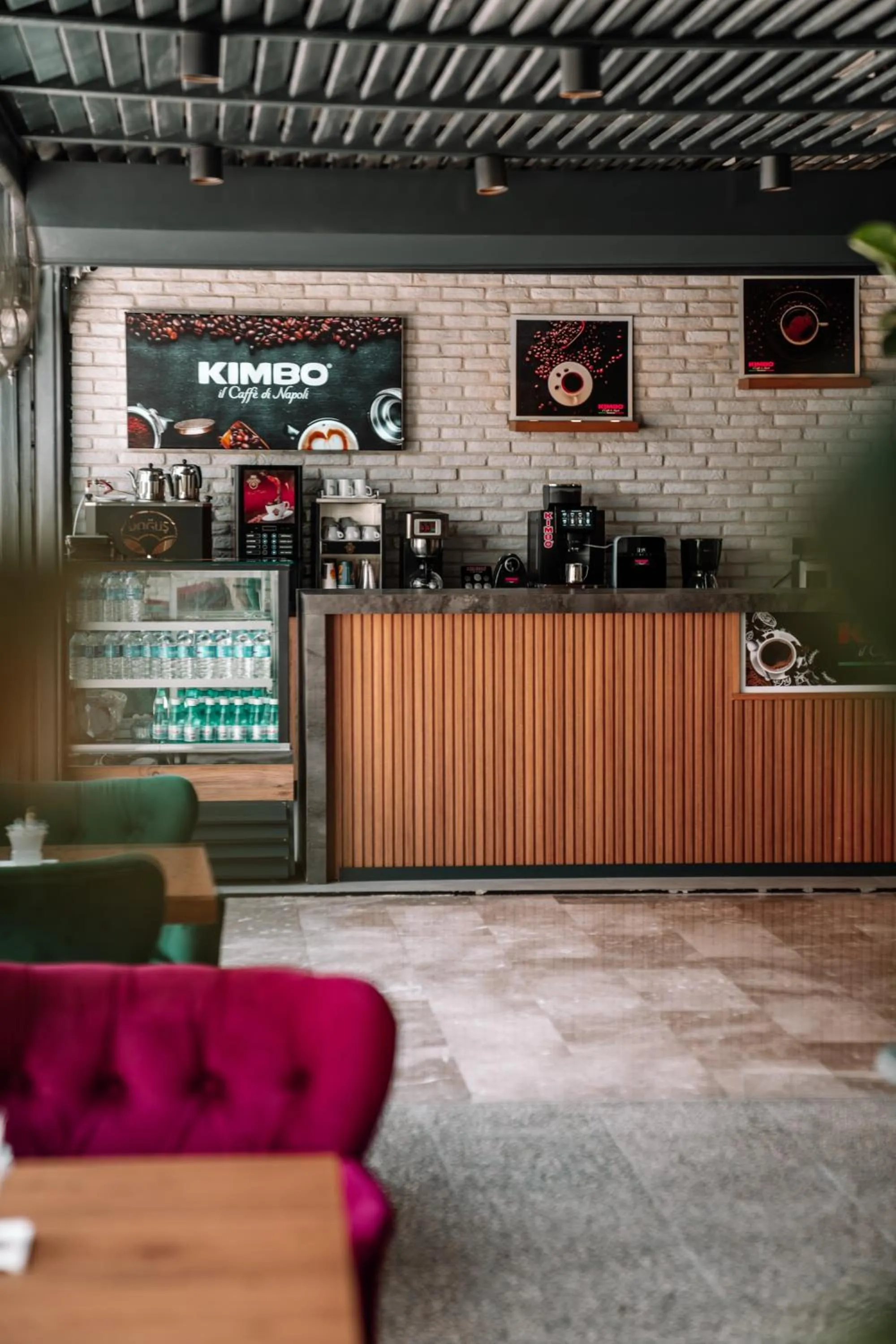 Coffee/tea facilities in Nun Hotel