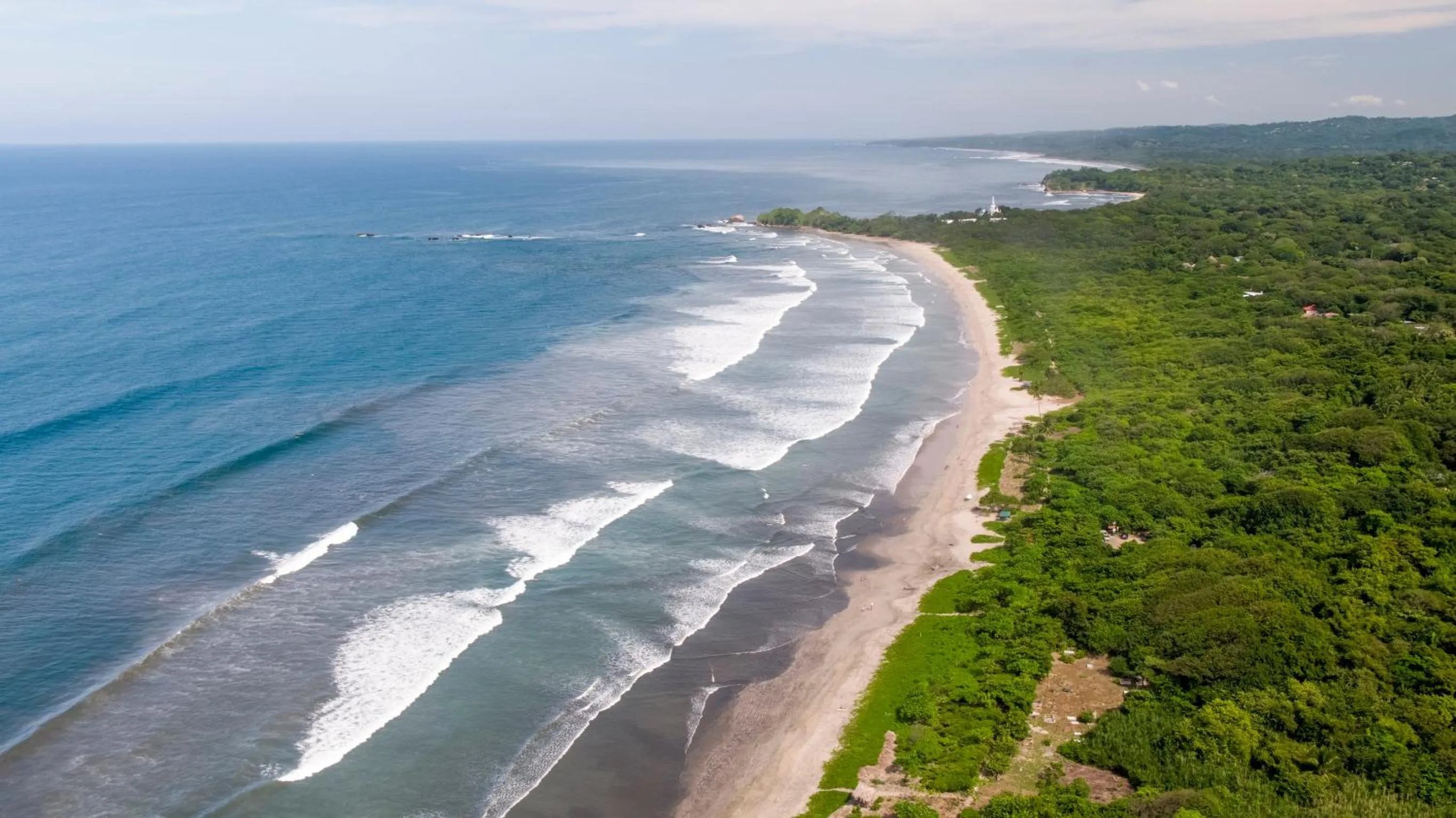 Beach in Olas Verdes Hotel