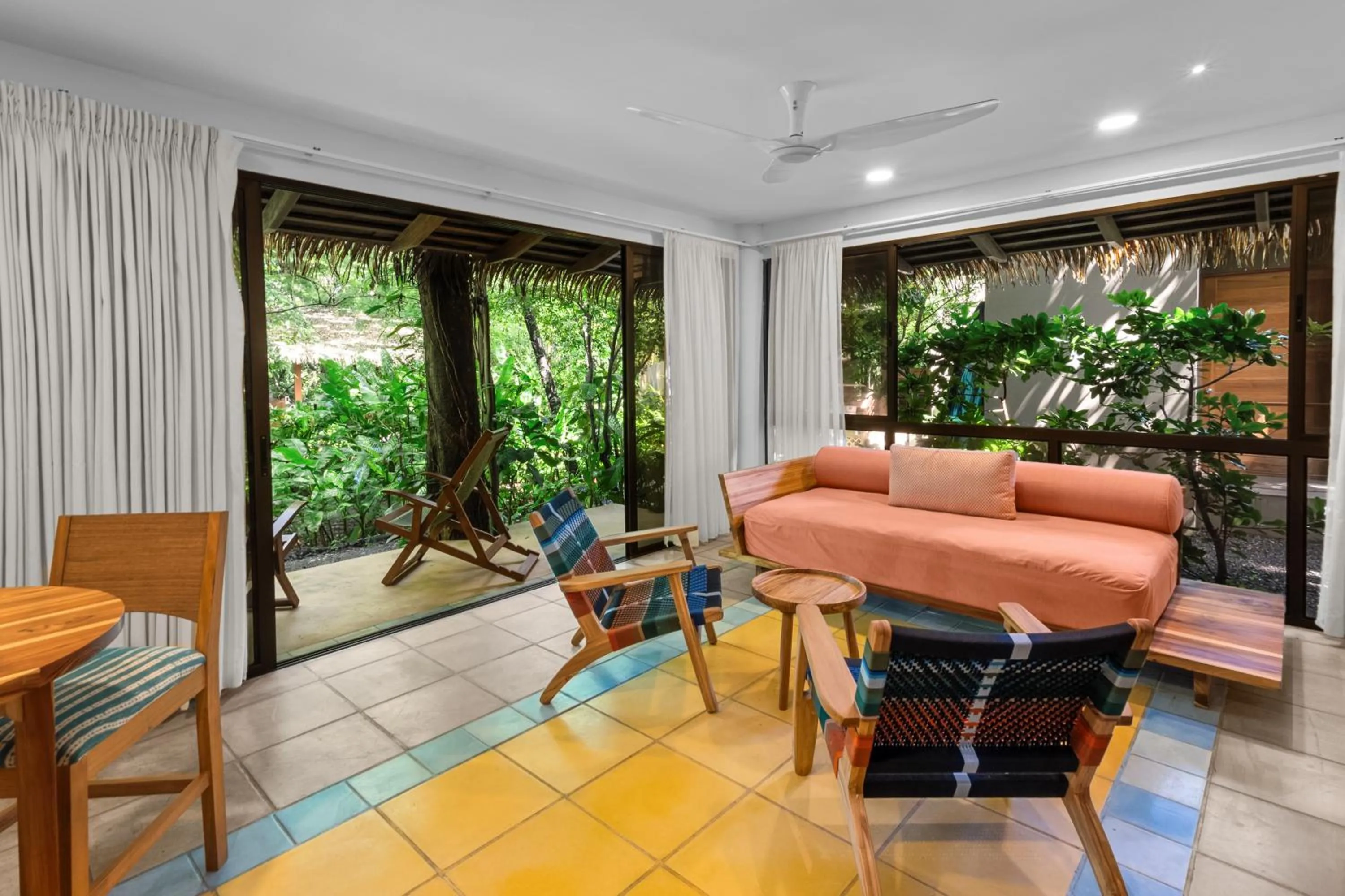 Living room in Olas Verdes Hotel