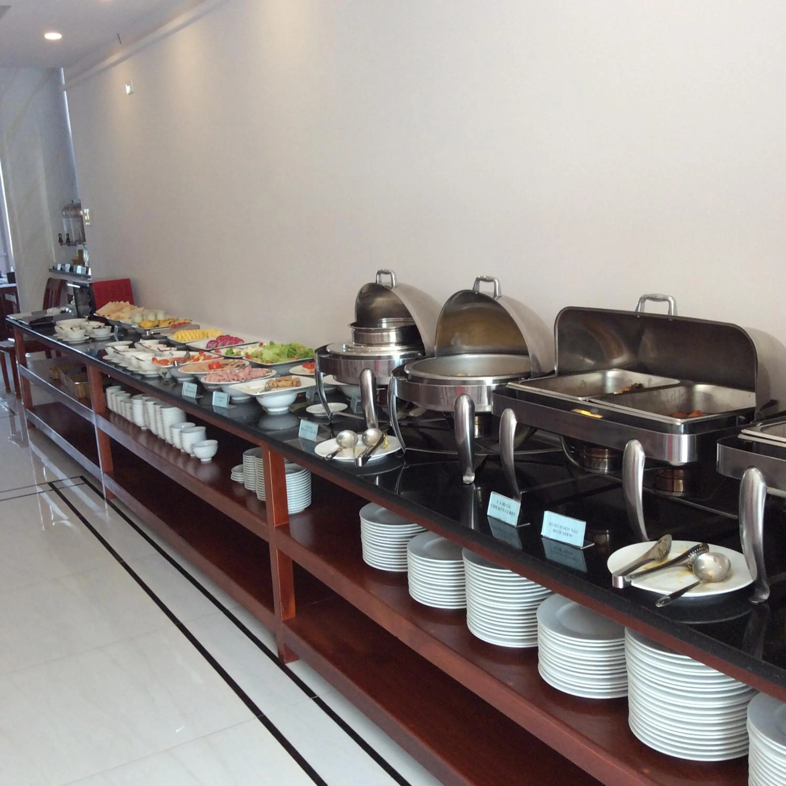 Buffet breakfast in Praha Hotel