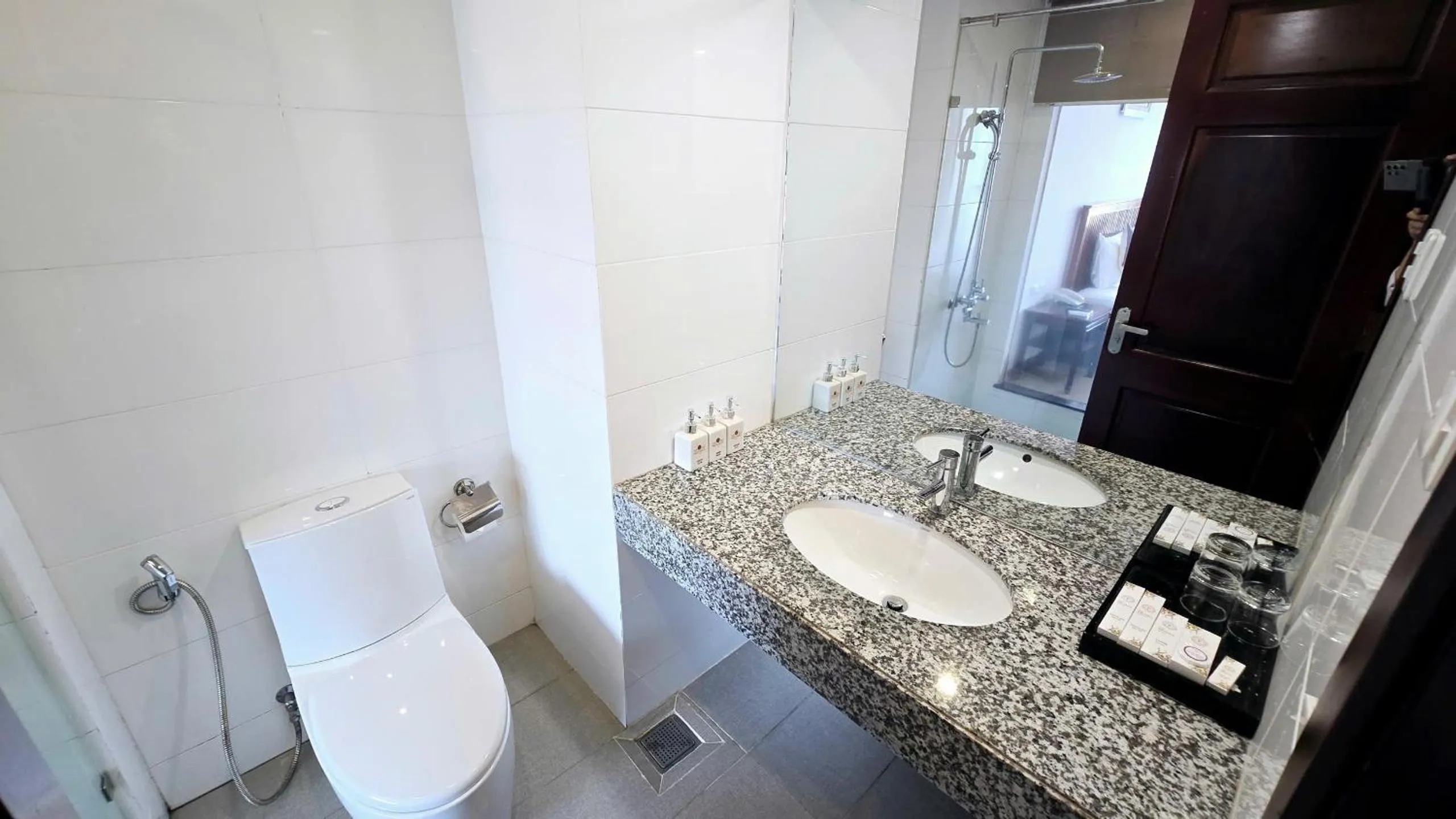 Shower in Praha Hotel