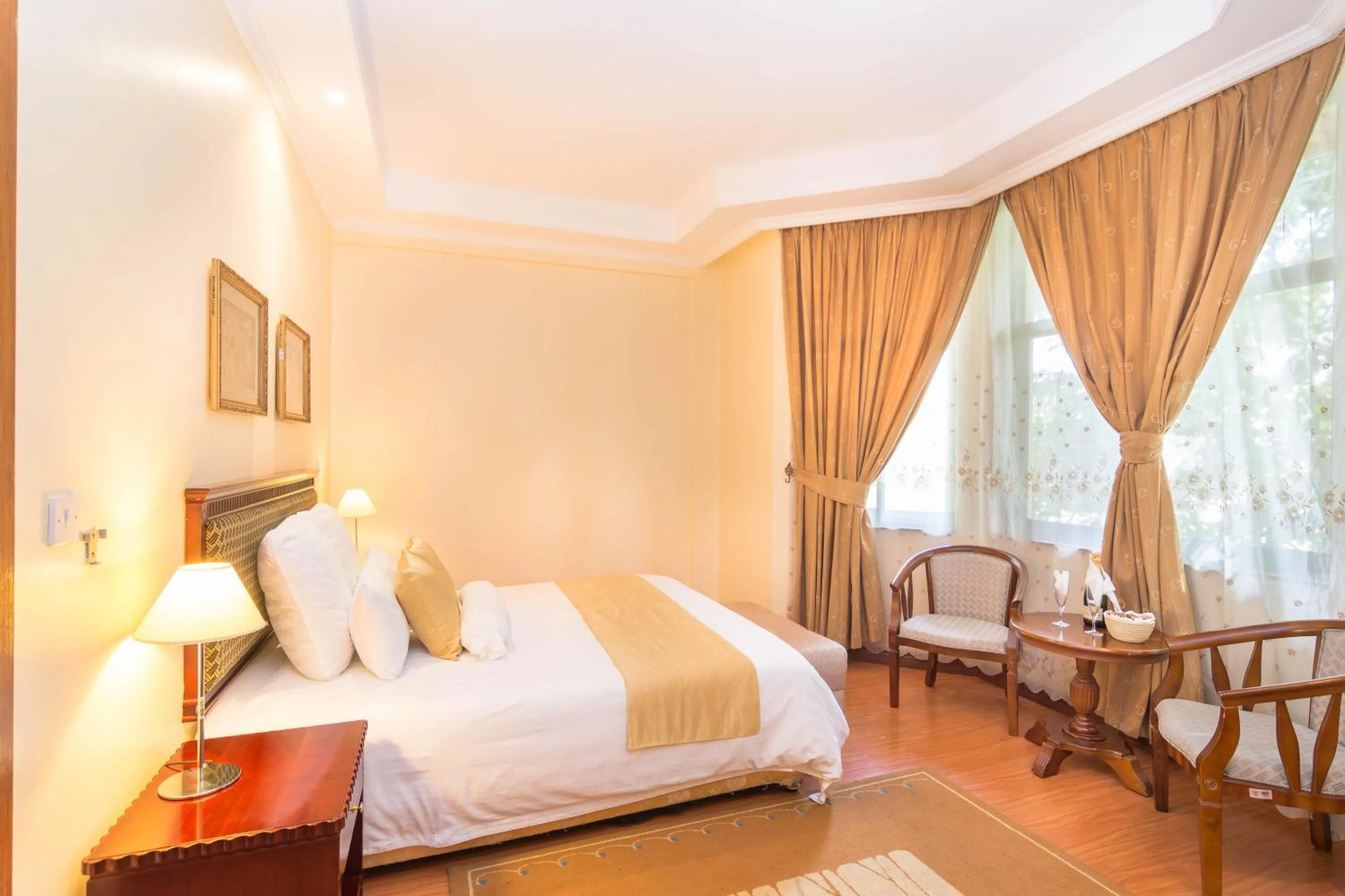 Bedroom in Gold Crest Hotel - Arusha