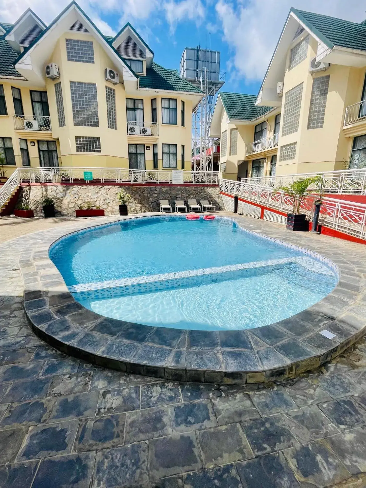 Swimming pool in Gold Crest Hotel - Arusha Swimming pool in Gold Crest Hotel - Arusha