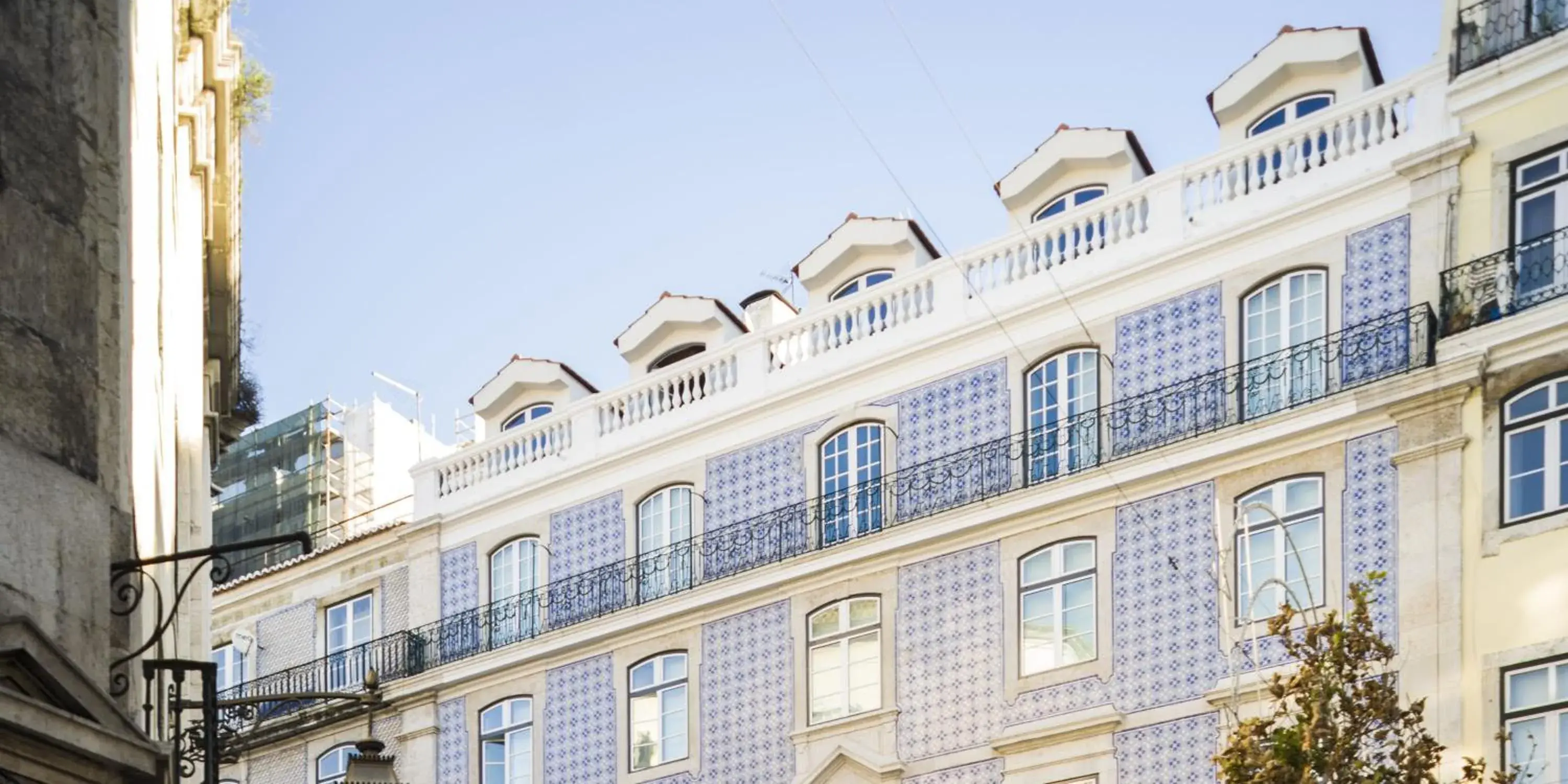 Property building in LSA Baixa Castelo by Numa Property building in LSA Baixa Castelo by Numa