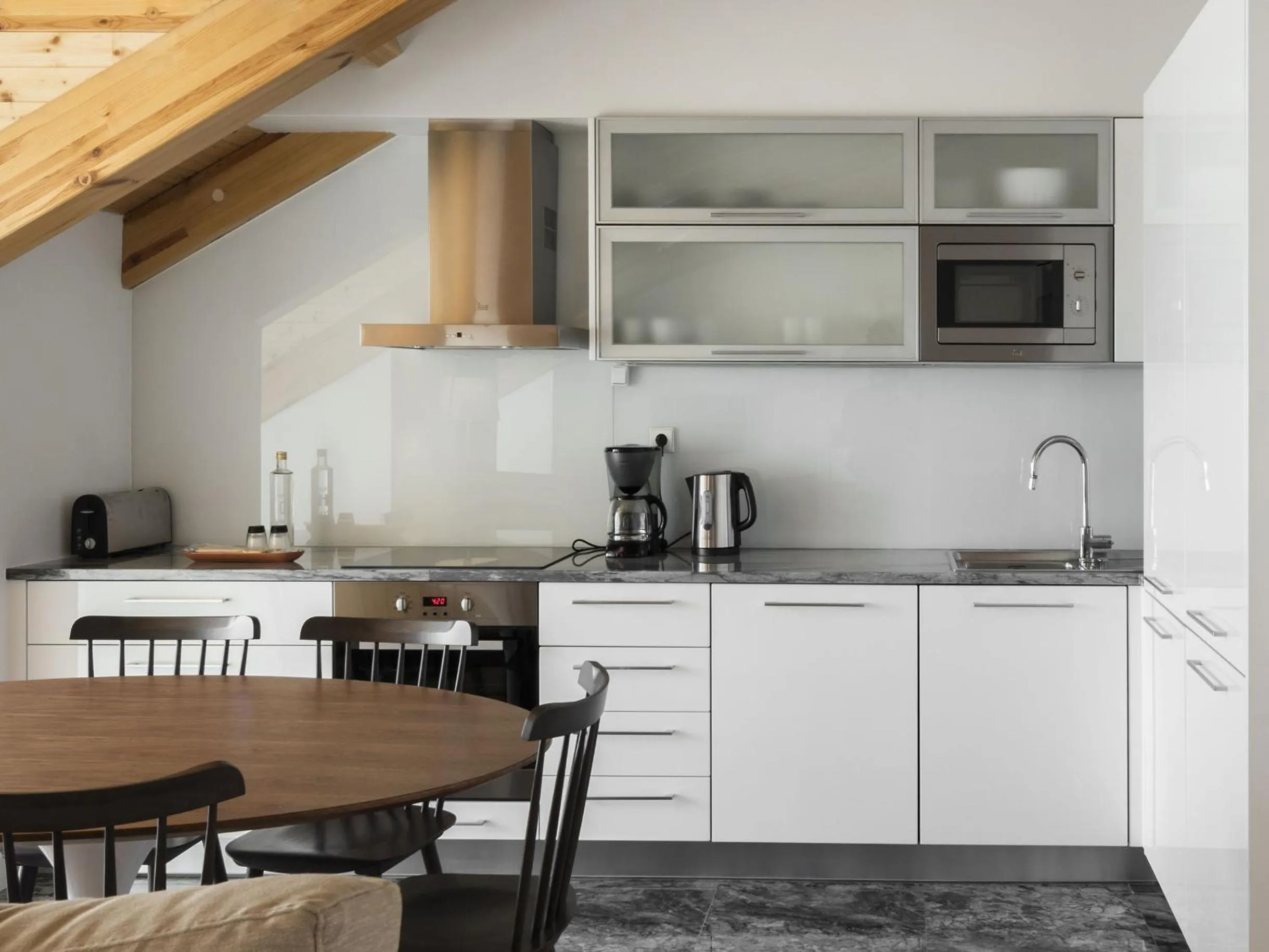 Kitchen or kitchenette in LSA Baixa Castelo by Numa