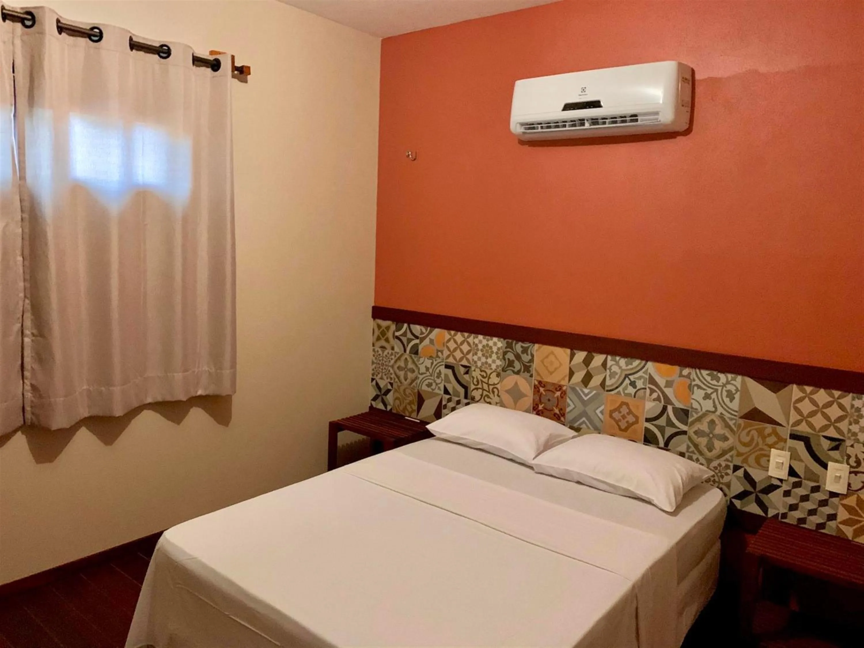 Bedroom, Bed in Sombra do Coqueiro Villas - 150m da Praia