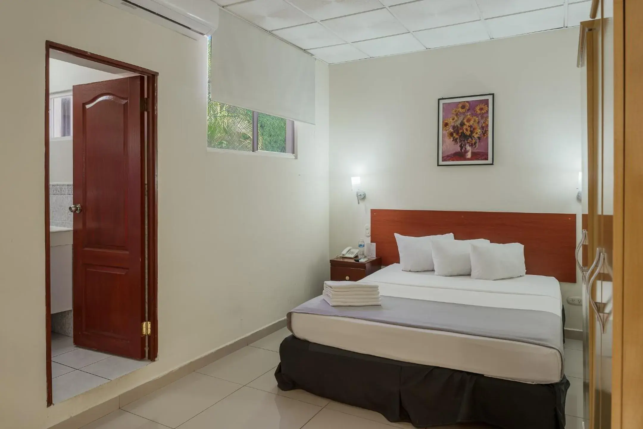 Single Room - single occupancy in Hotel Windsor Plaza Single Room - single occupancy in Hotel Windsor Plaza