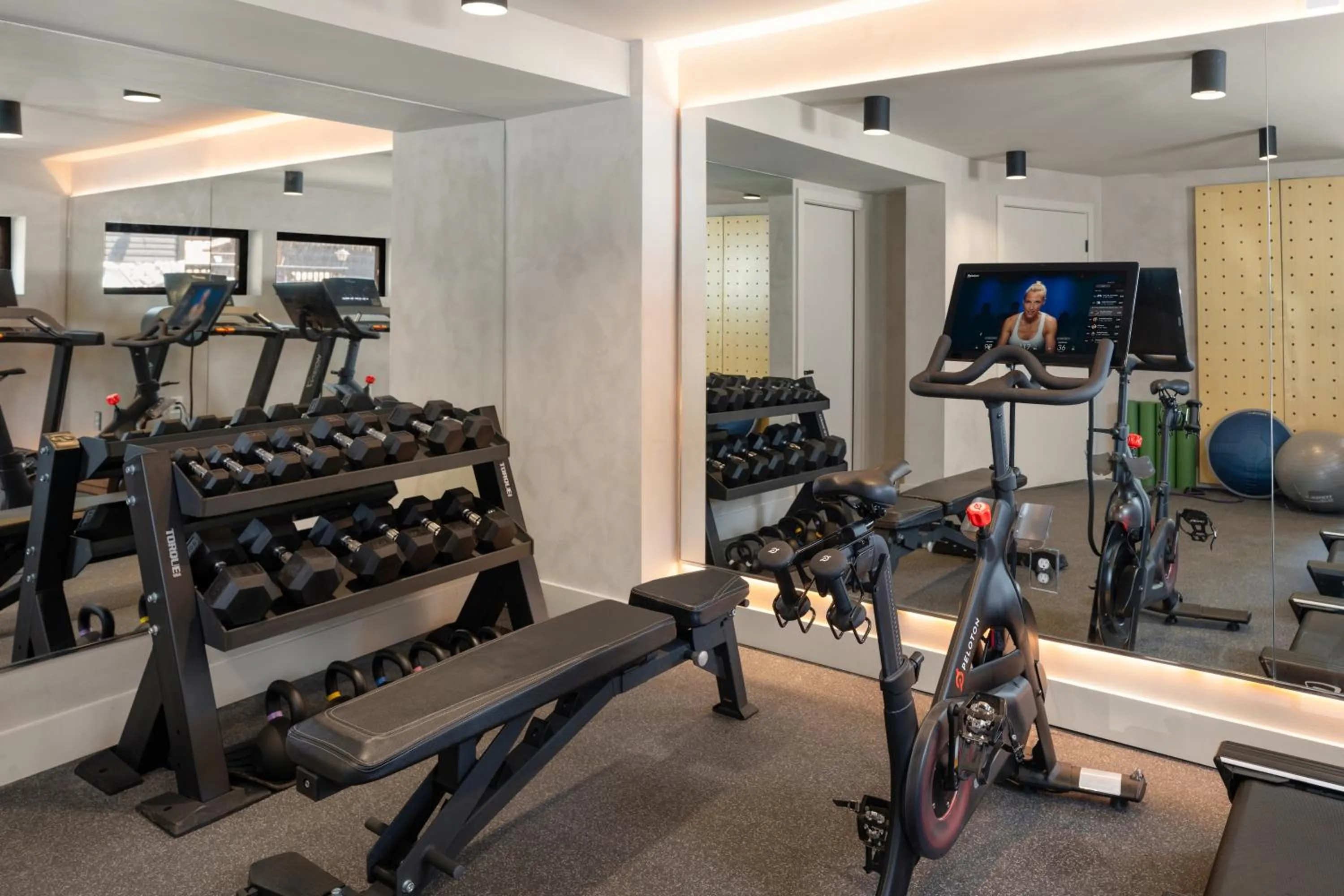 Fitness centre/facilities in The Coachman Hotel
