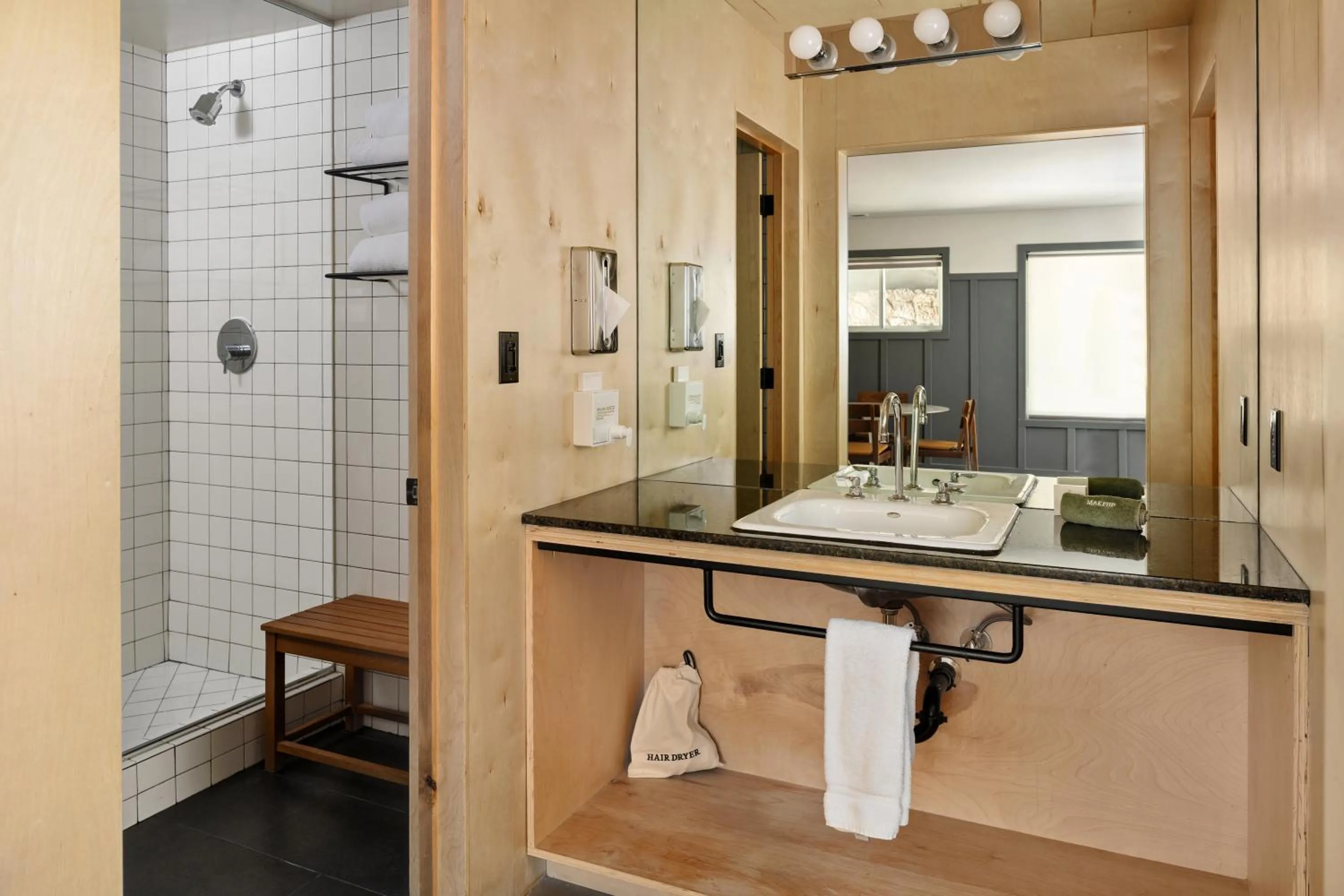 Bathroom in The Coachman Hotel