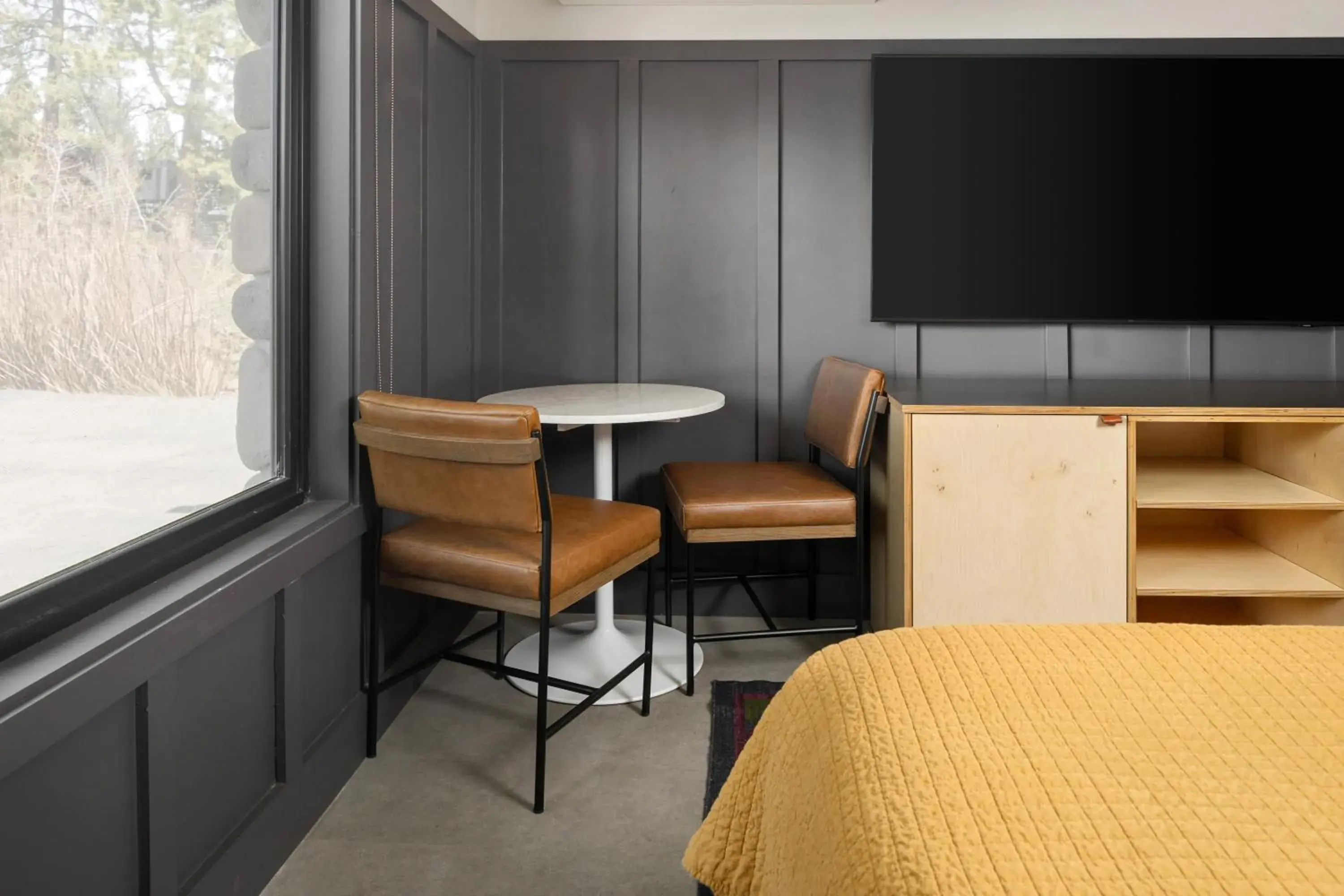 Bedroom, Bed in The Coachman Hotel Bedroom, Bed in The Coachman Hotel