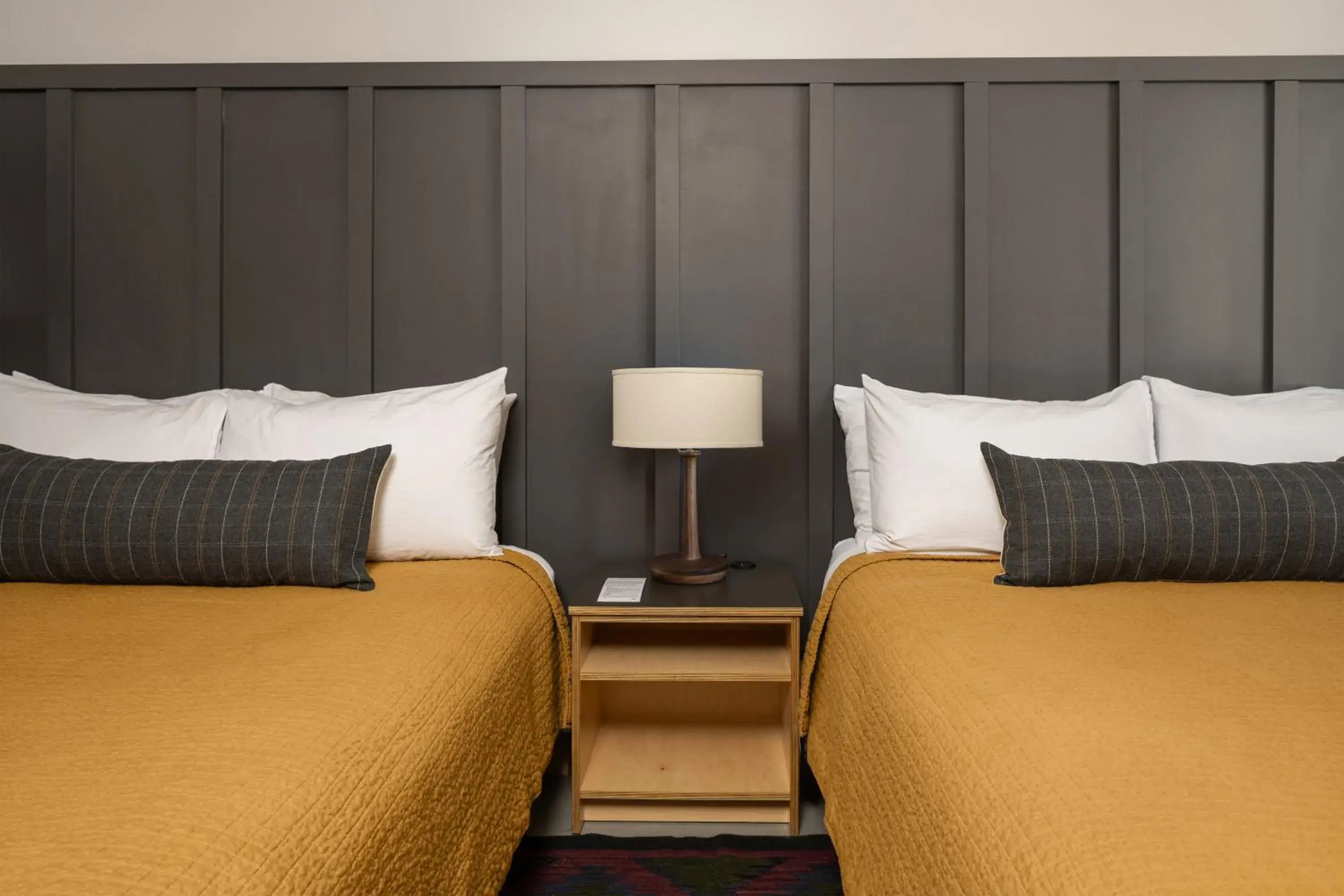 Queen Room with Two Queen Beds in The Coachman Hotel Queen Room with Two Queen Beds in The Coachman Hotel