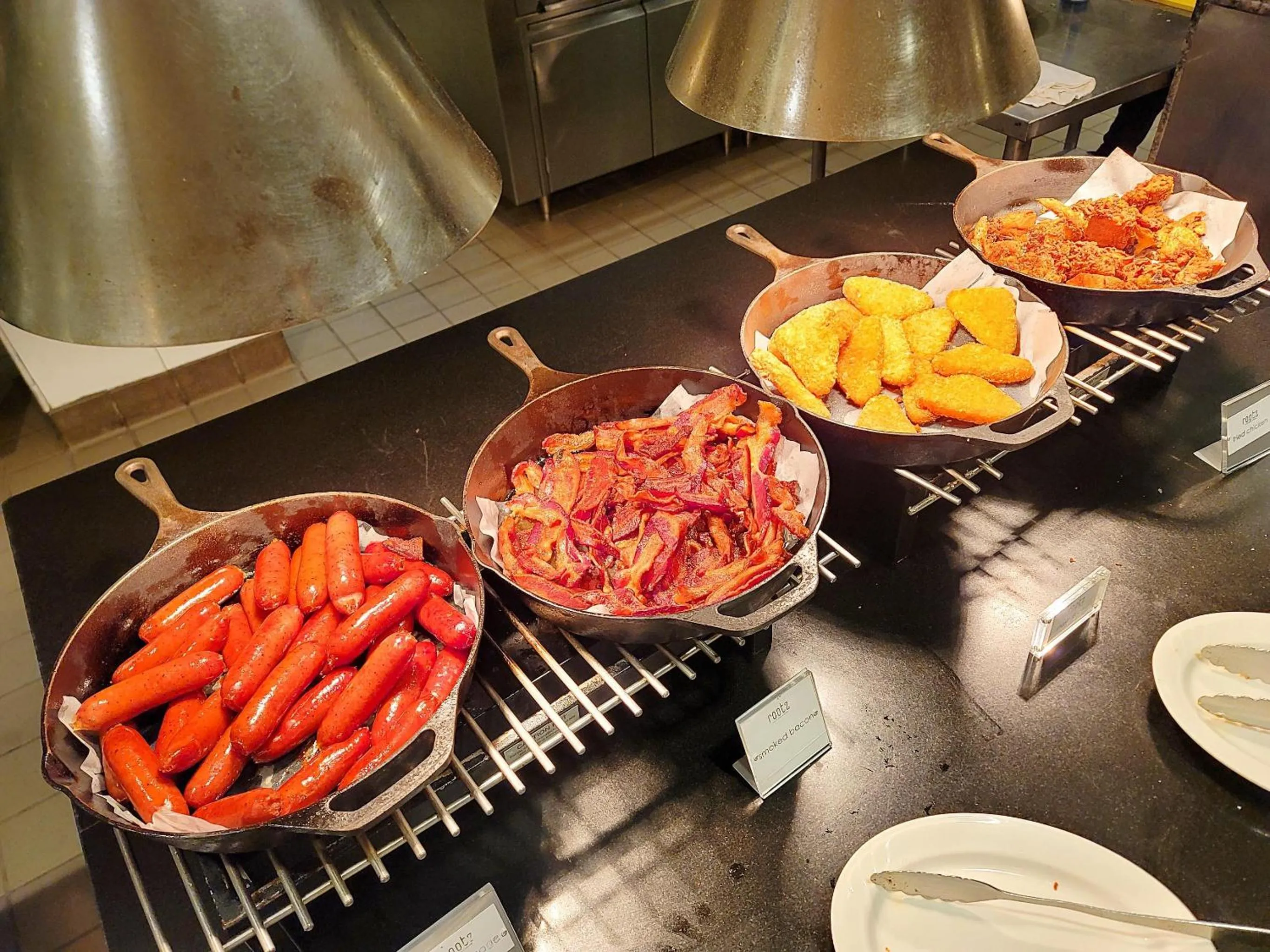 Restaurant/places to eat in Guam Plaza Resort