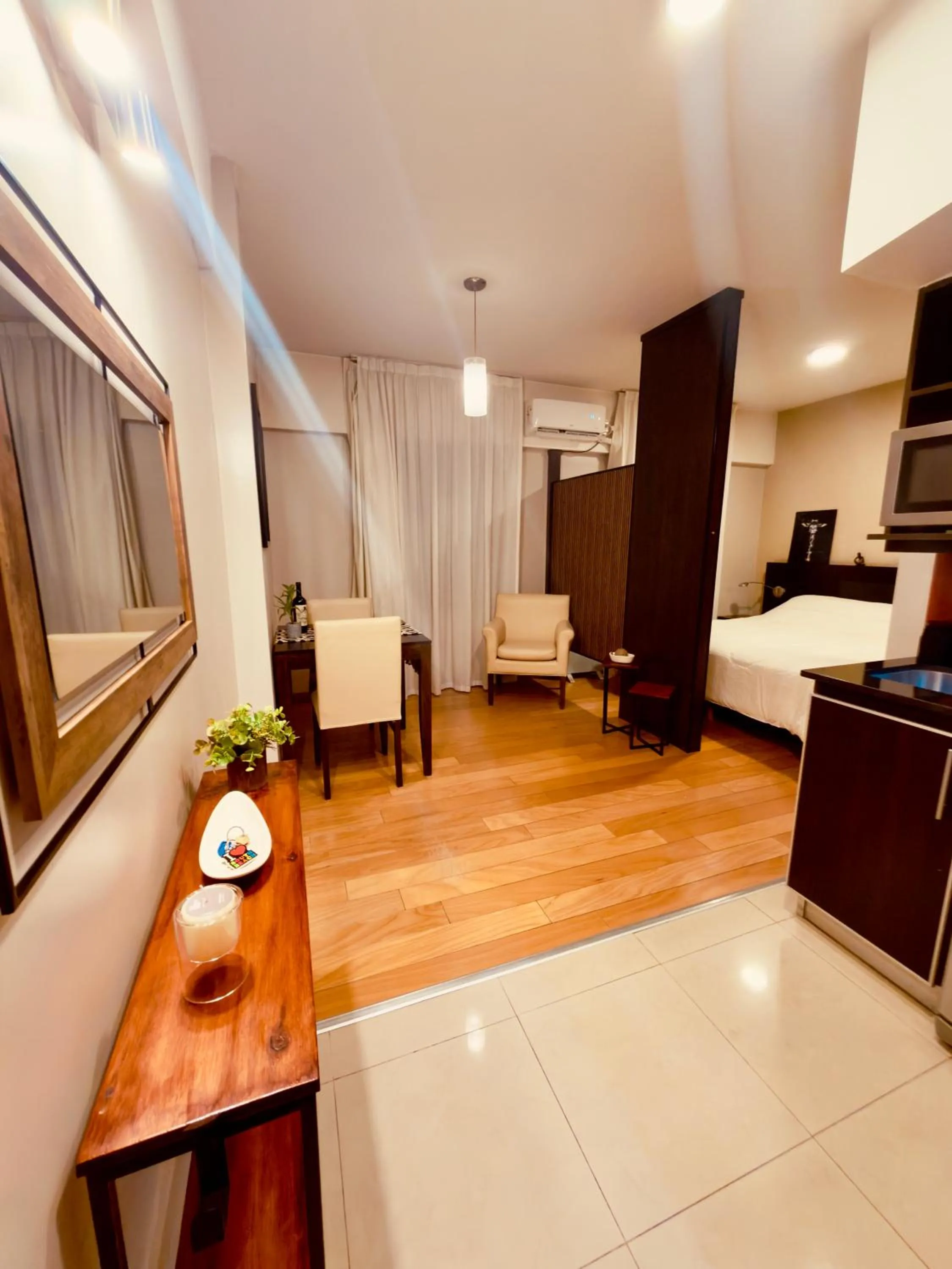 Del Bono Suites