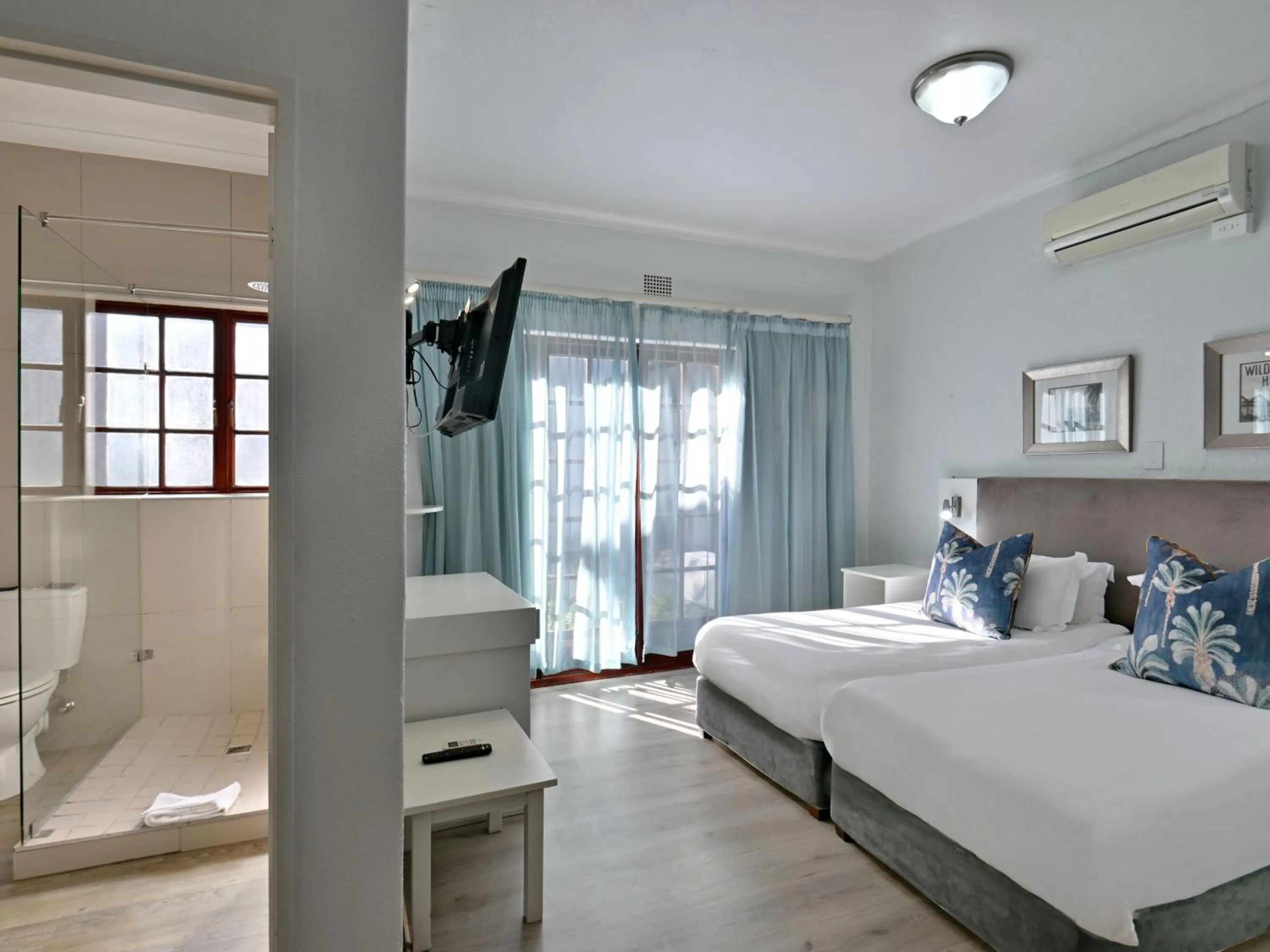 Bed in ANEW Resort Wilderness Garden Route