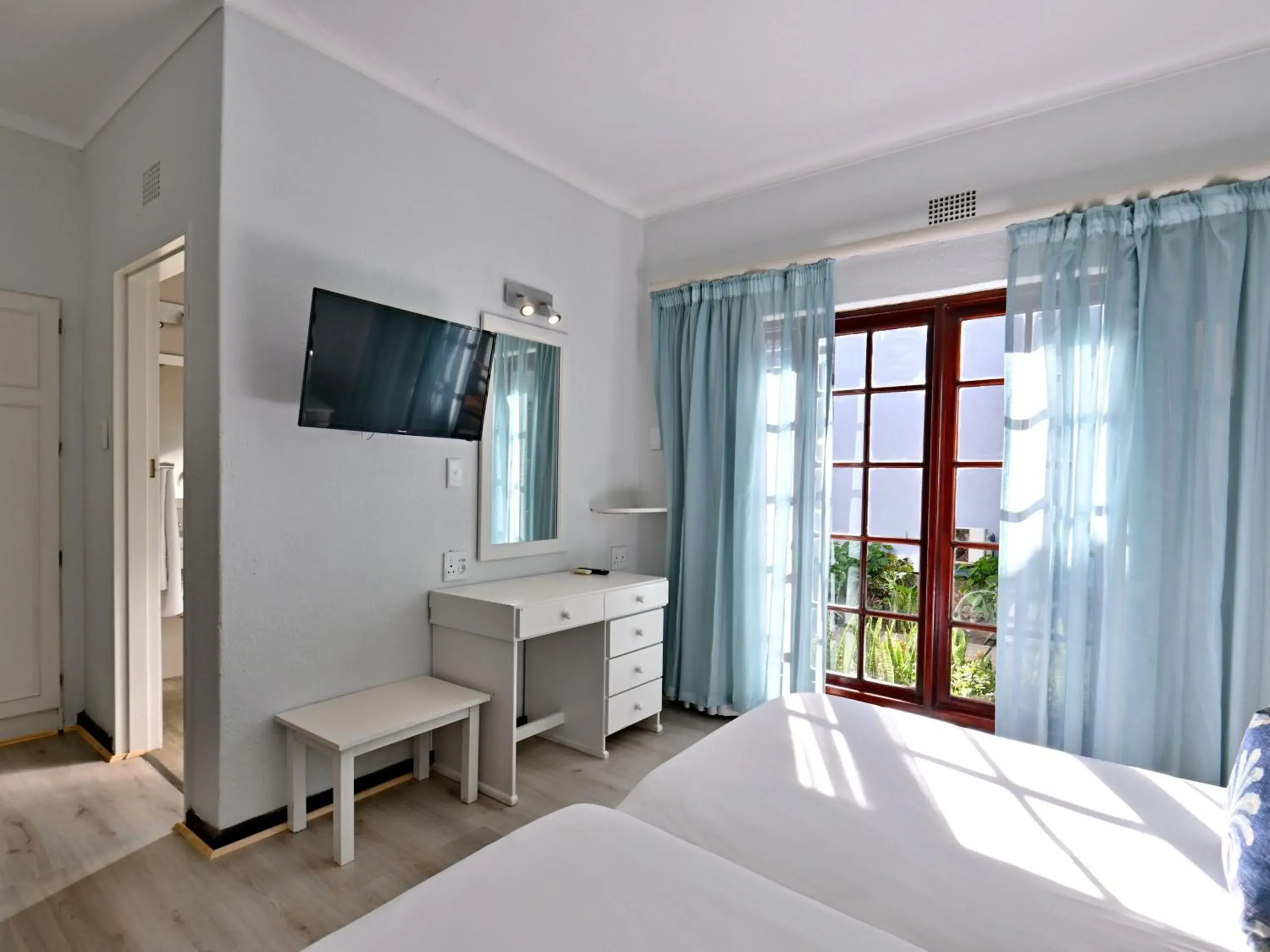 Bed in ANEW Resort Wilderness Garden Route Bed in ANEW Resort Wilderness Garden Route