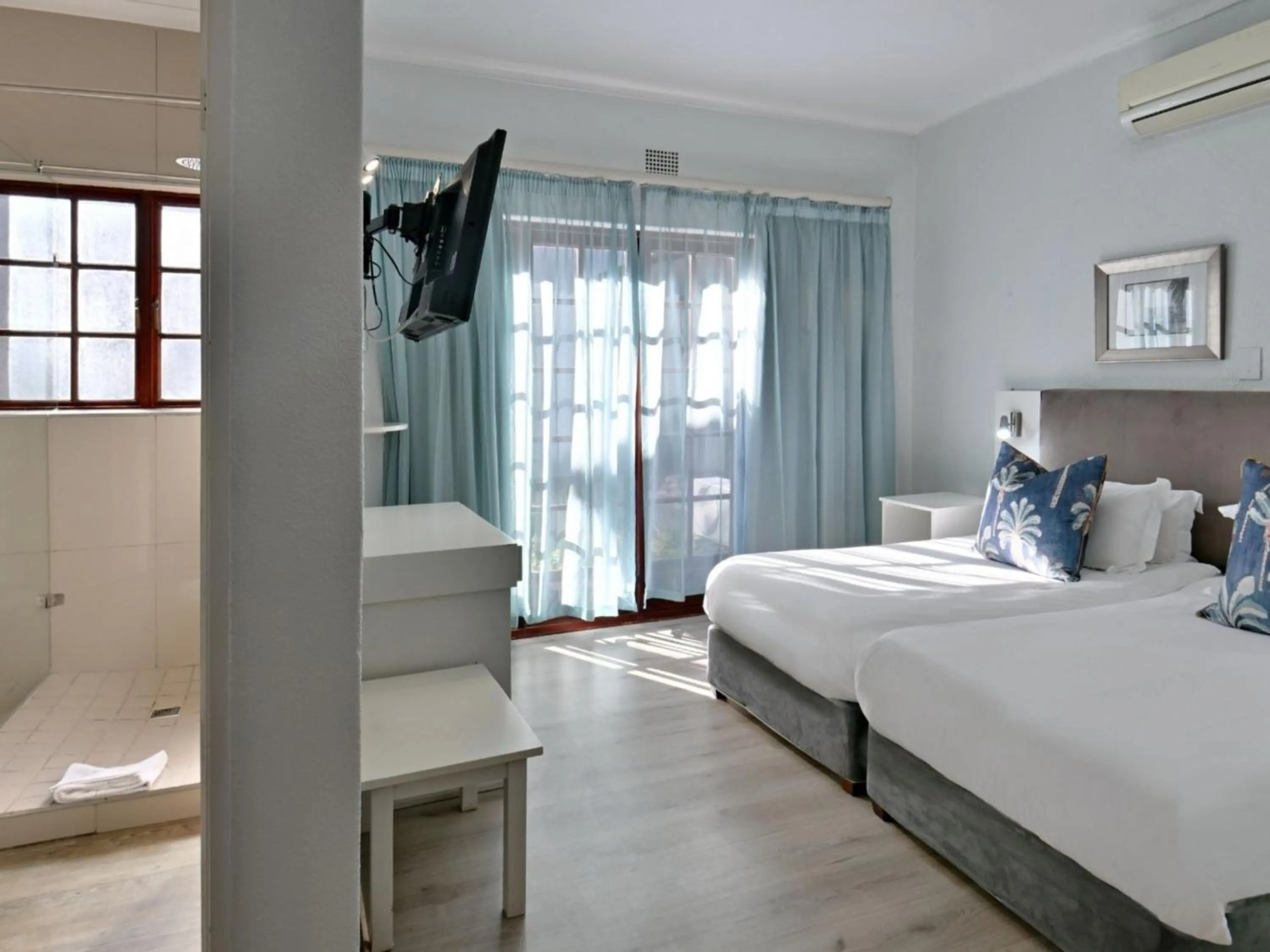 Bed in ANEW Resort Wilderness Garden Route