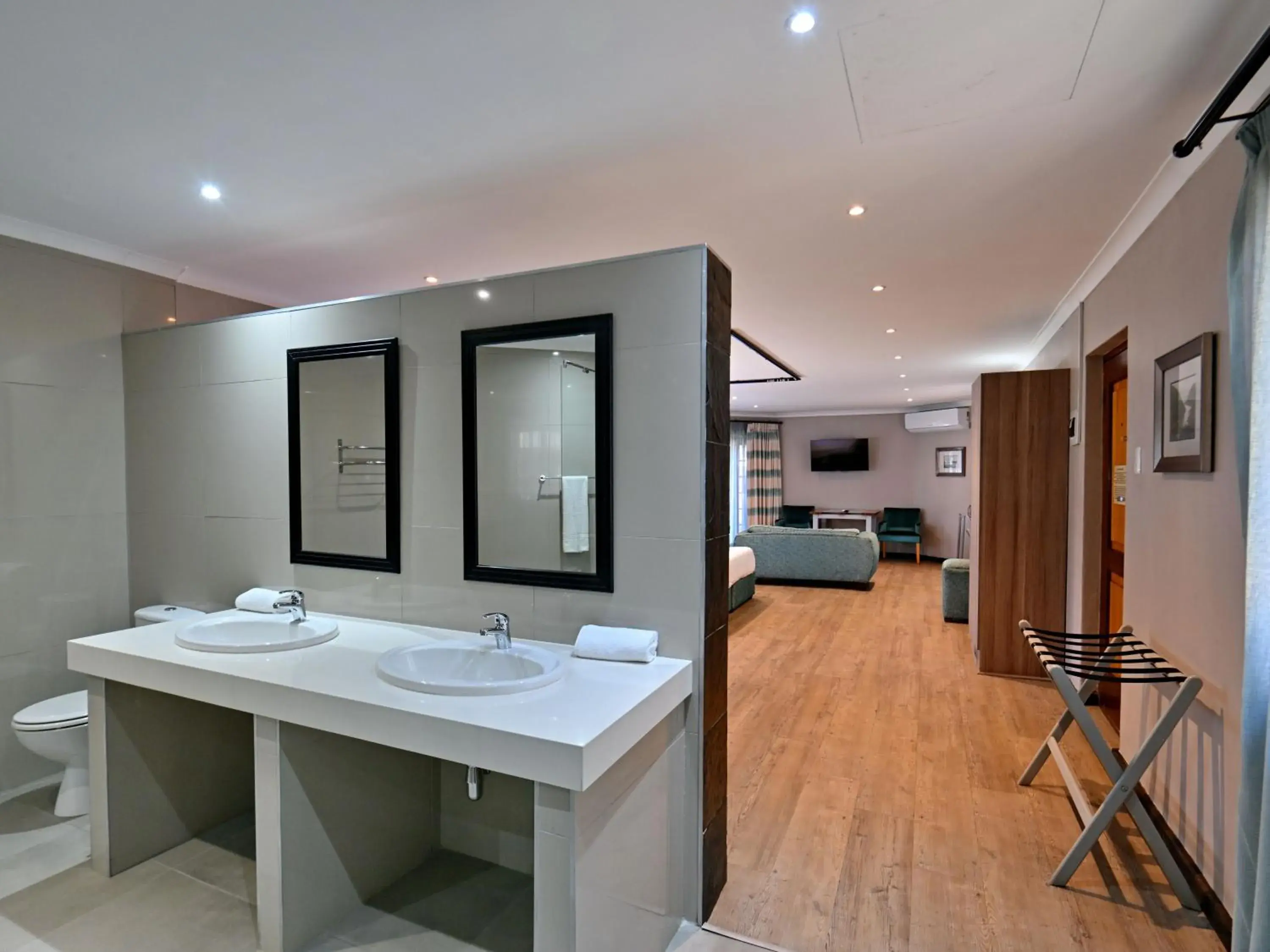 Bed in ANEW Resort Wilderness Garden Route Bed in ANEW Resort Wilderness Garden Route