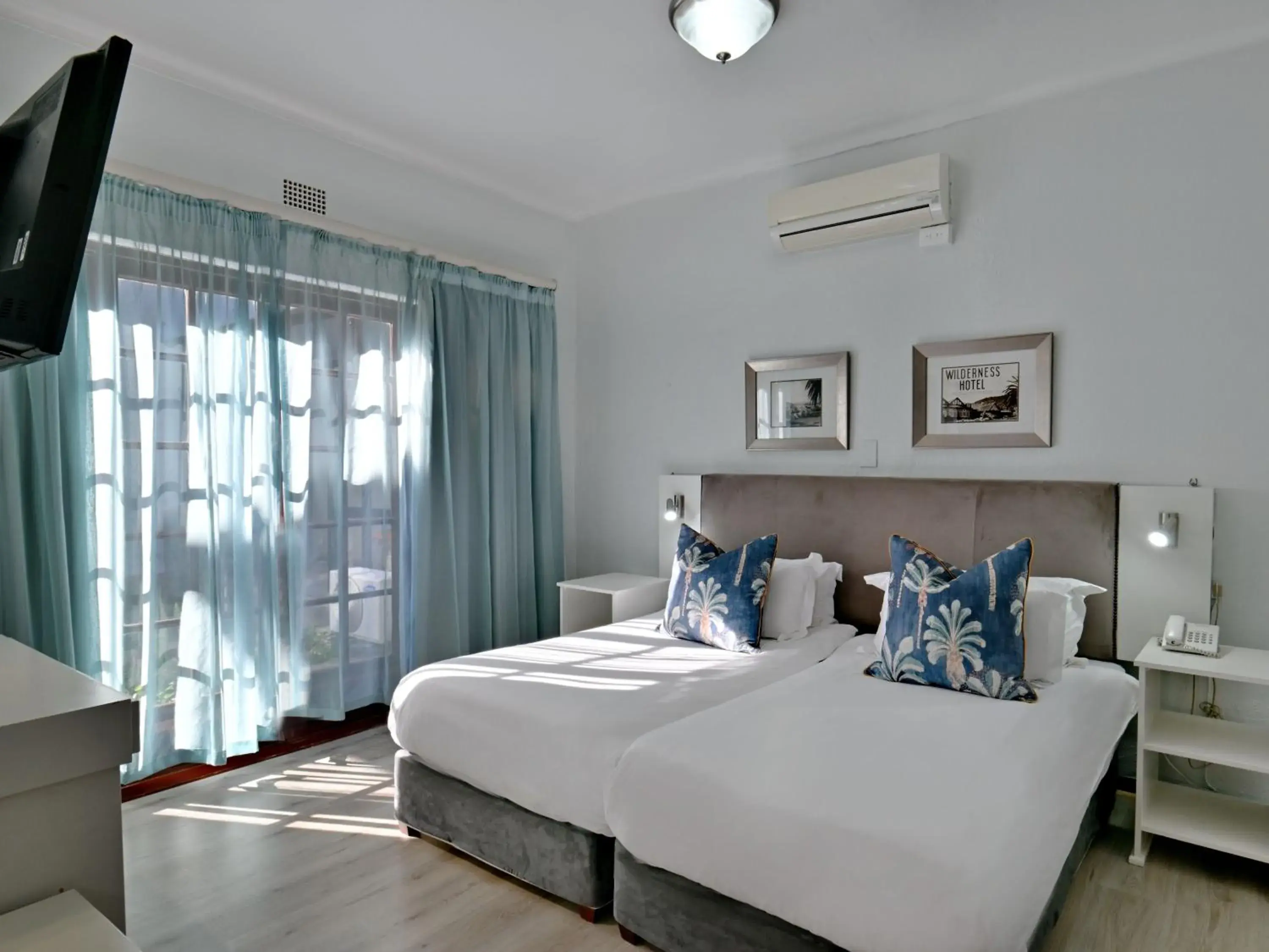 Bed in ANEW Resort Wilderness Garden Route Bed in ANEW Resort Wilderness Garden Route