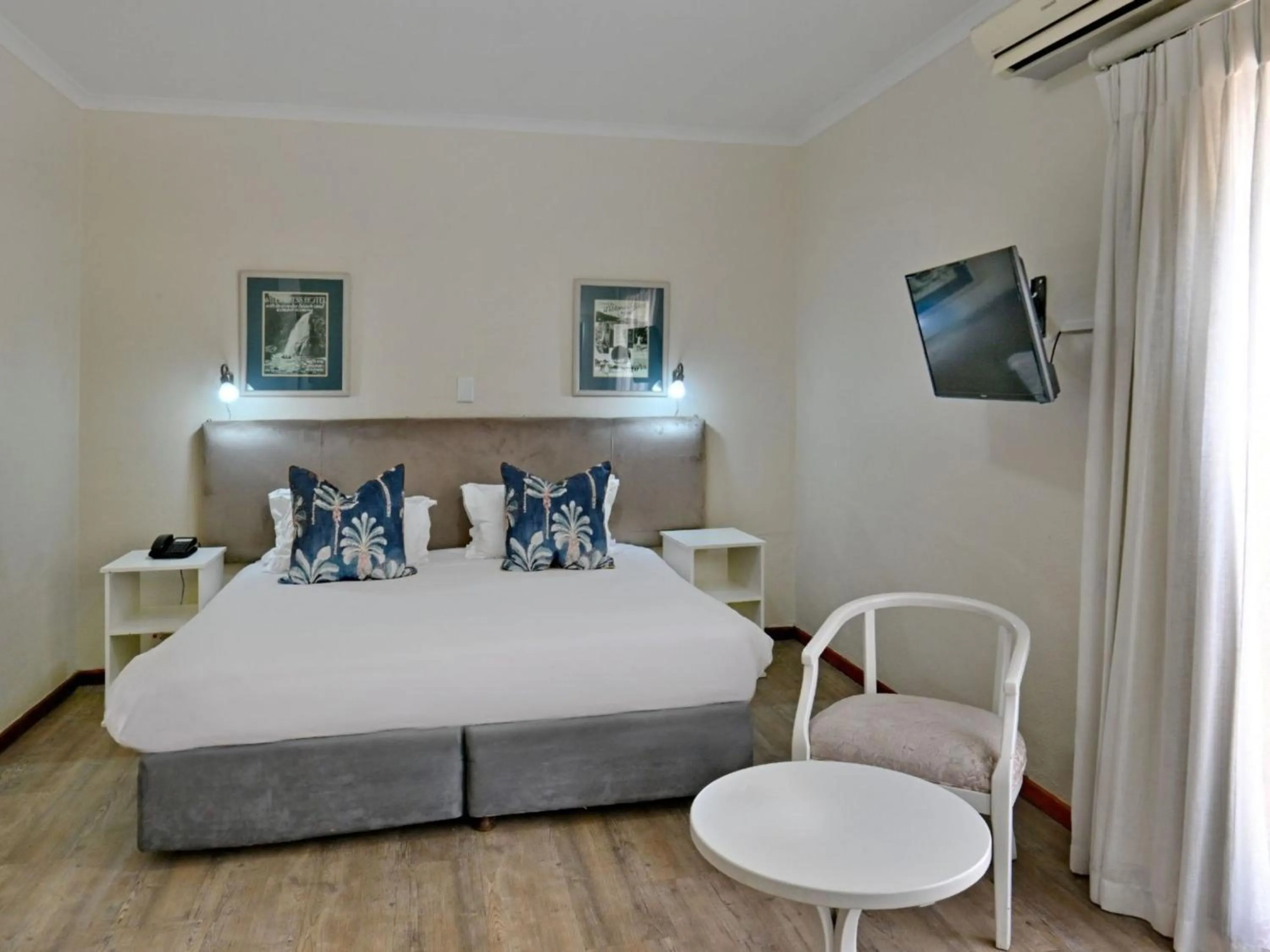 Bed in ANEW Resort Wilderness Garden Route